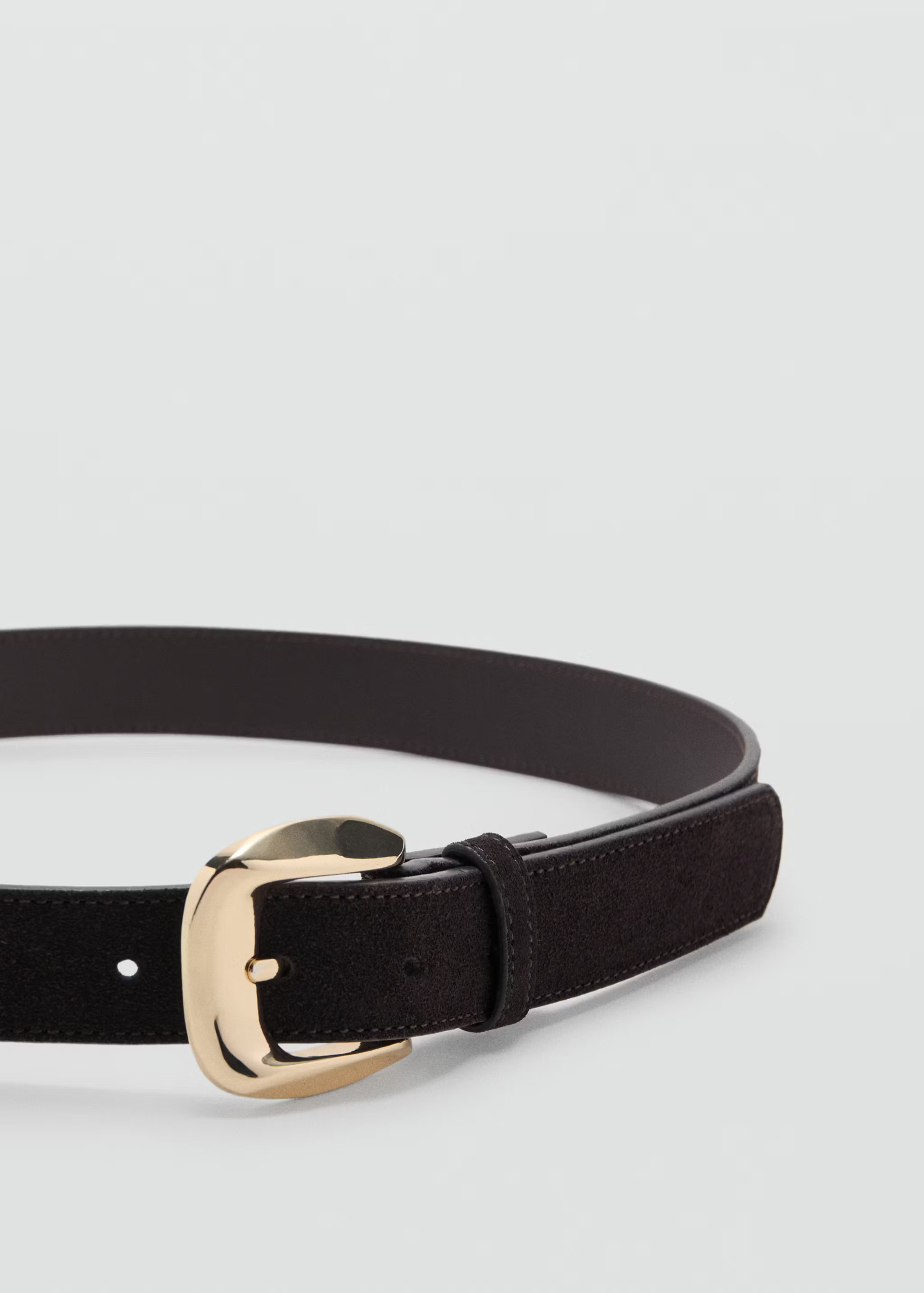 Ceinture en daim avec boucle carr\u00e9e | Mango EU