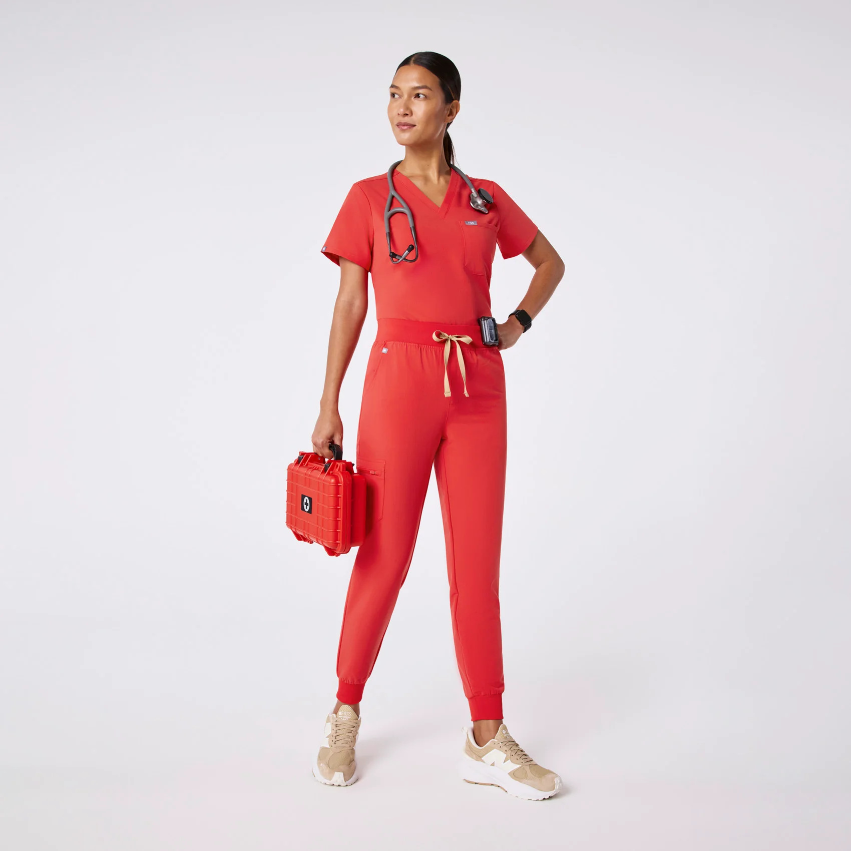 High Waisted Zamora Jogger Scrub Pants™ | FIGS