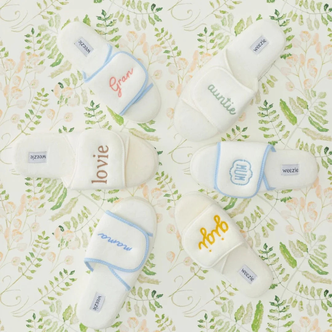Adjustable Slippers | Weezie Towels