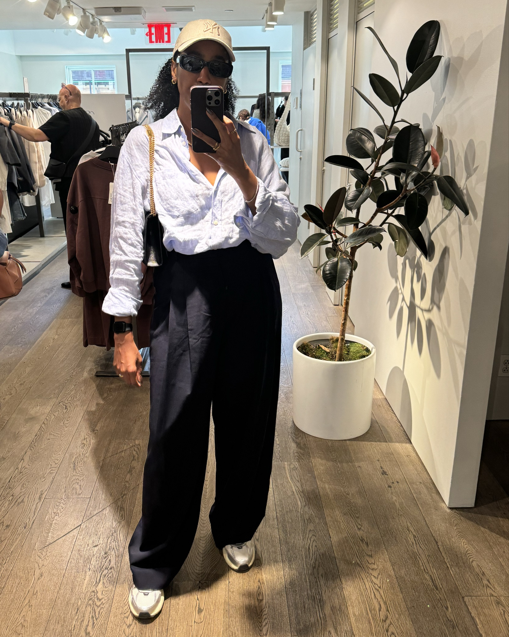 My Fav Trousers ever! Bought them in 3 colors! Tall girl approved 💁🏾‍♀️

#LTKMidsize #LTKStyleTip #LTKSeasonal