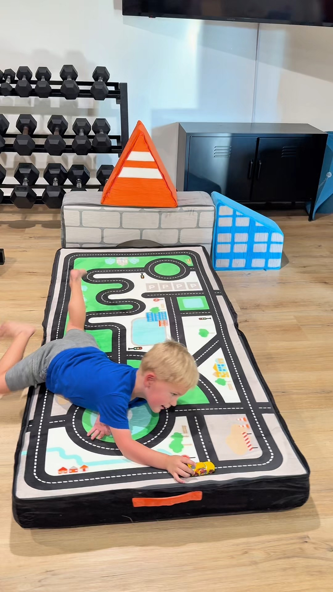 Battat Cloud Castle Build City Foam Fort Building 6 Piece Set Indoor Soft Climbing Blocks 


#LTKHoliday #LTKGiftGuide #LTKKids