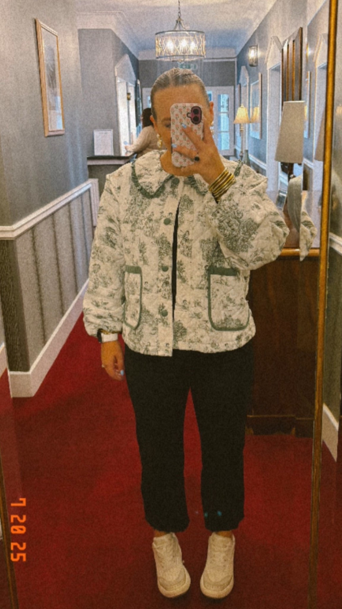 Scotland outfit 🏴󠁧󠁢󠁳󠁣󠁴󠁿 jacket is sold out- but I linked similar! 🤎

#LTKStyleTip #LTKMidsize #LTKTravel