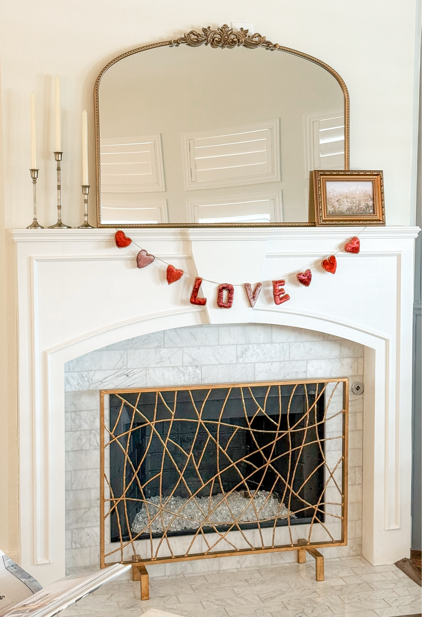 Valentines Day home decor 

#LTKHome #LTKSeasonal #LTKStyleTip