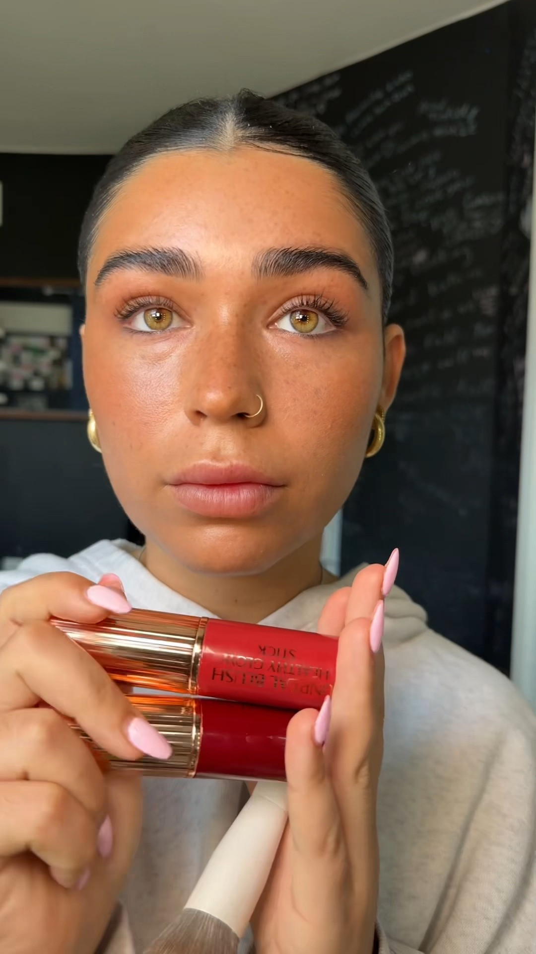 Freckle friendly makeup >> 

#LTKStyleTip #LTKBeauty #LTKFindsUnder50