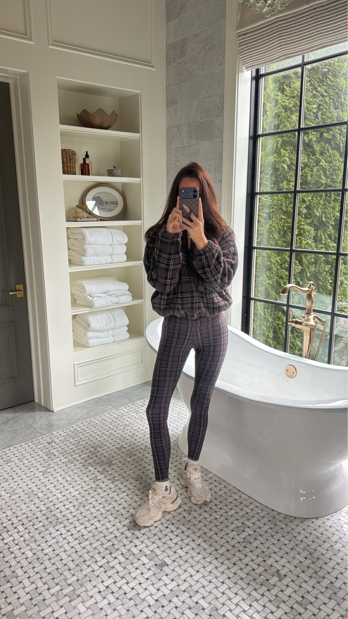 Fall outfit, plaid outfit, cozy outfit

#LTKmomlife #LTKActive #LTKootd