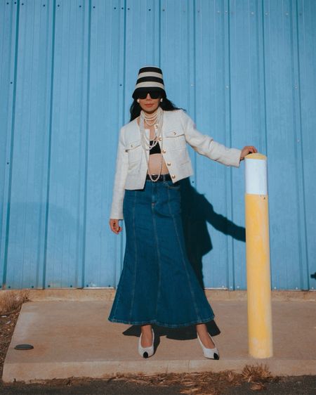 90’s denim skirt and a classic cropped lady jacket. 

#LTKstyletip #LTKshoecrush