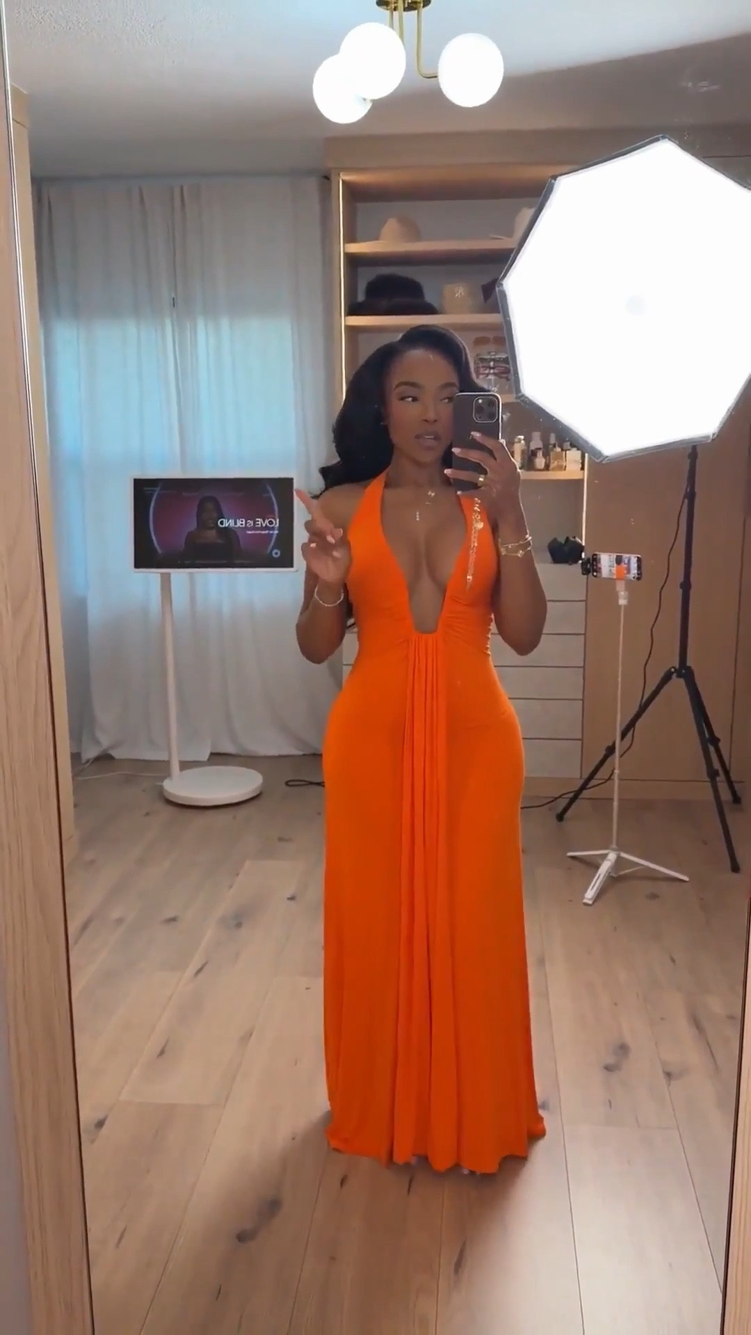 Scroll to shop! Bold orange dress perfect for summer weddings or as a vacation outfit! 



#LTKootd #LTKgrwm