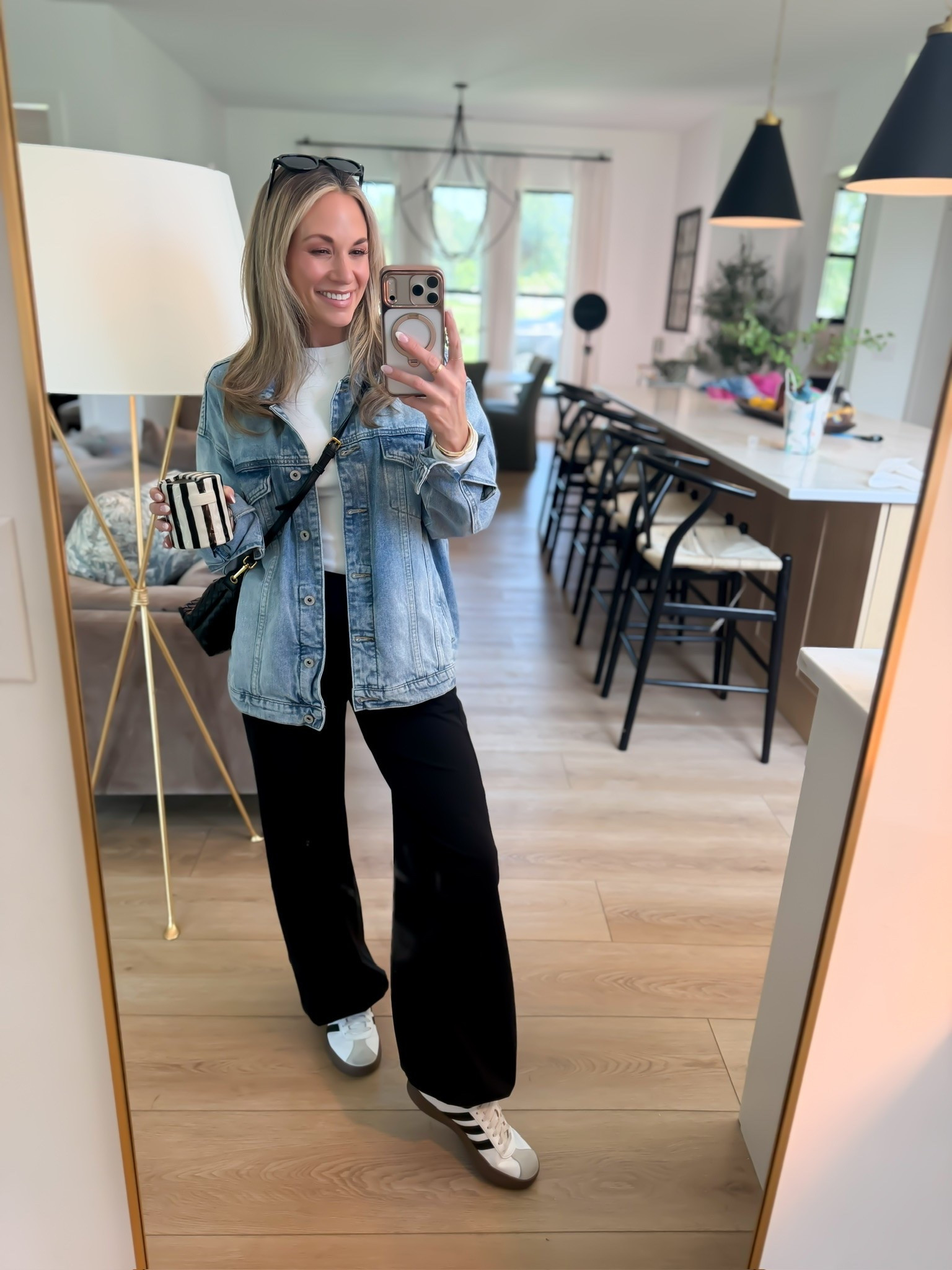 my favorite oversized denim jacket paired with the comfiest wide leg yoga pants 👏 one of my favorite throw on & go fits!

#LTKootd #LTKmomlife #LTKSeasonal