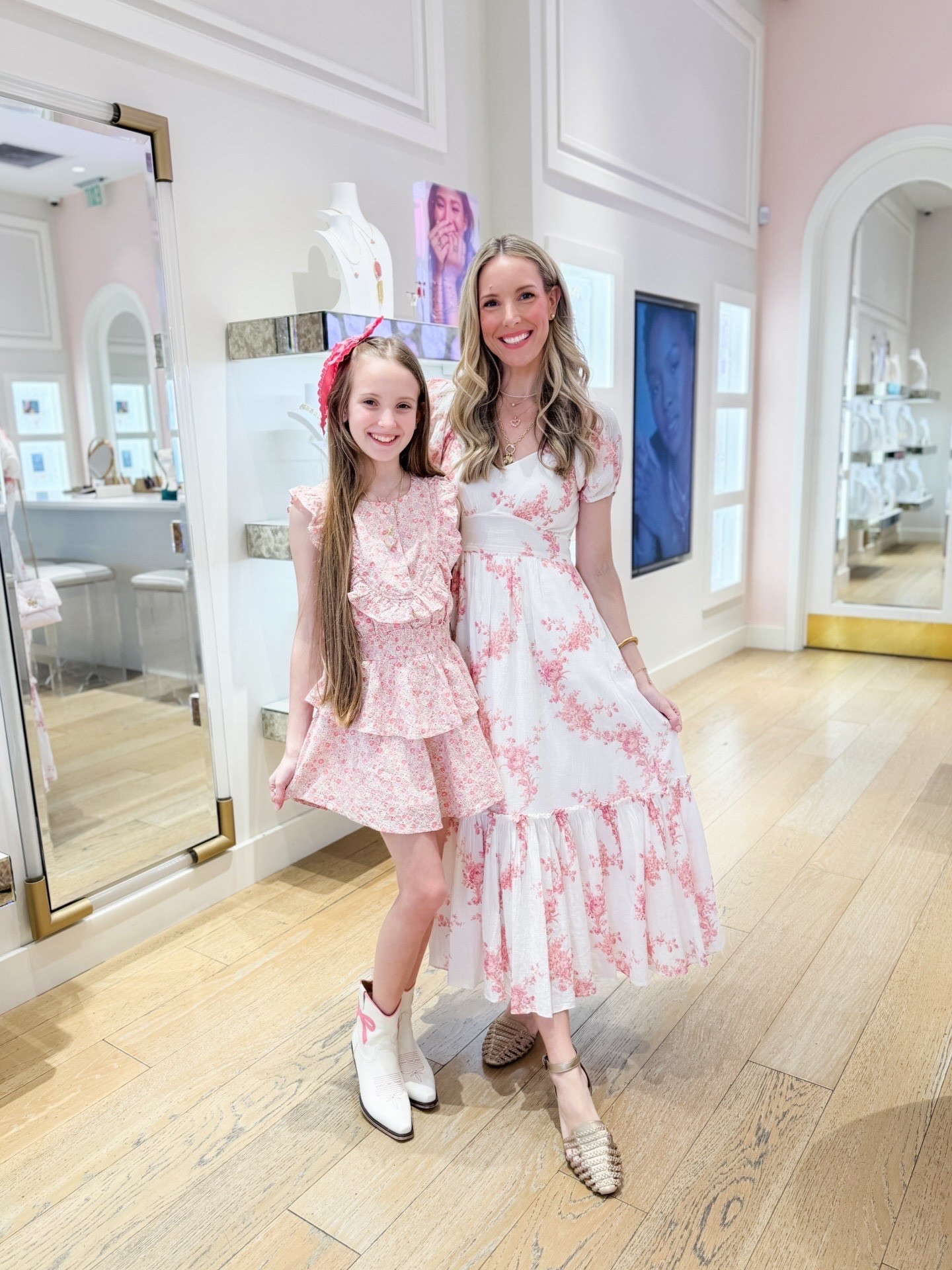 My LoveShackFancy gauze floral maxi dress is so beautiful and on sale under $175! Wearing size 4.


#LTKmomlife #LTKOver40 #LTKootd