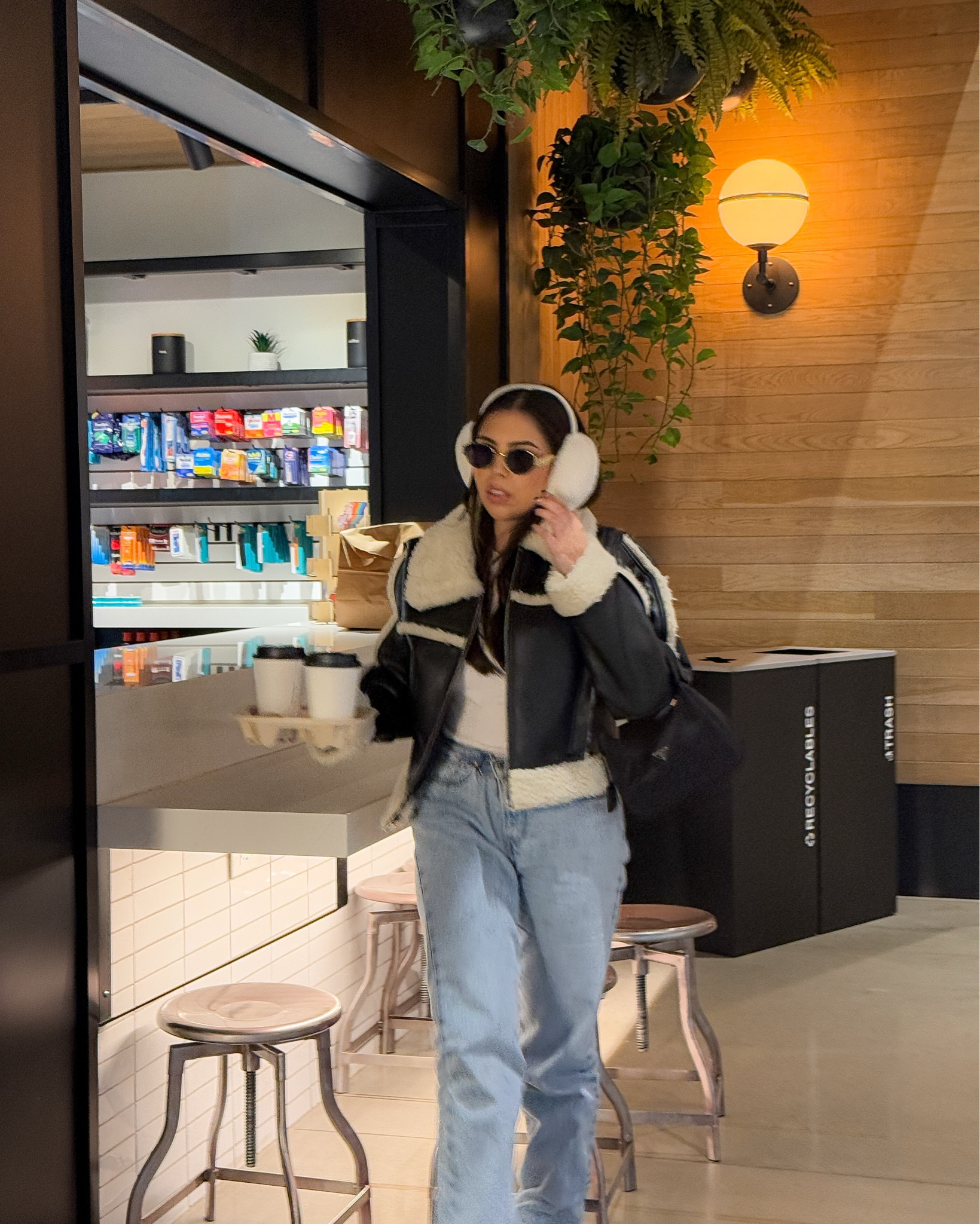 Abercrombie shearling lined leather jacket is sold out

#LTKFindsUnder50 #LTKFindsUnder100 #LTKSeasonal