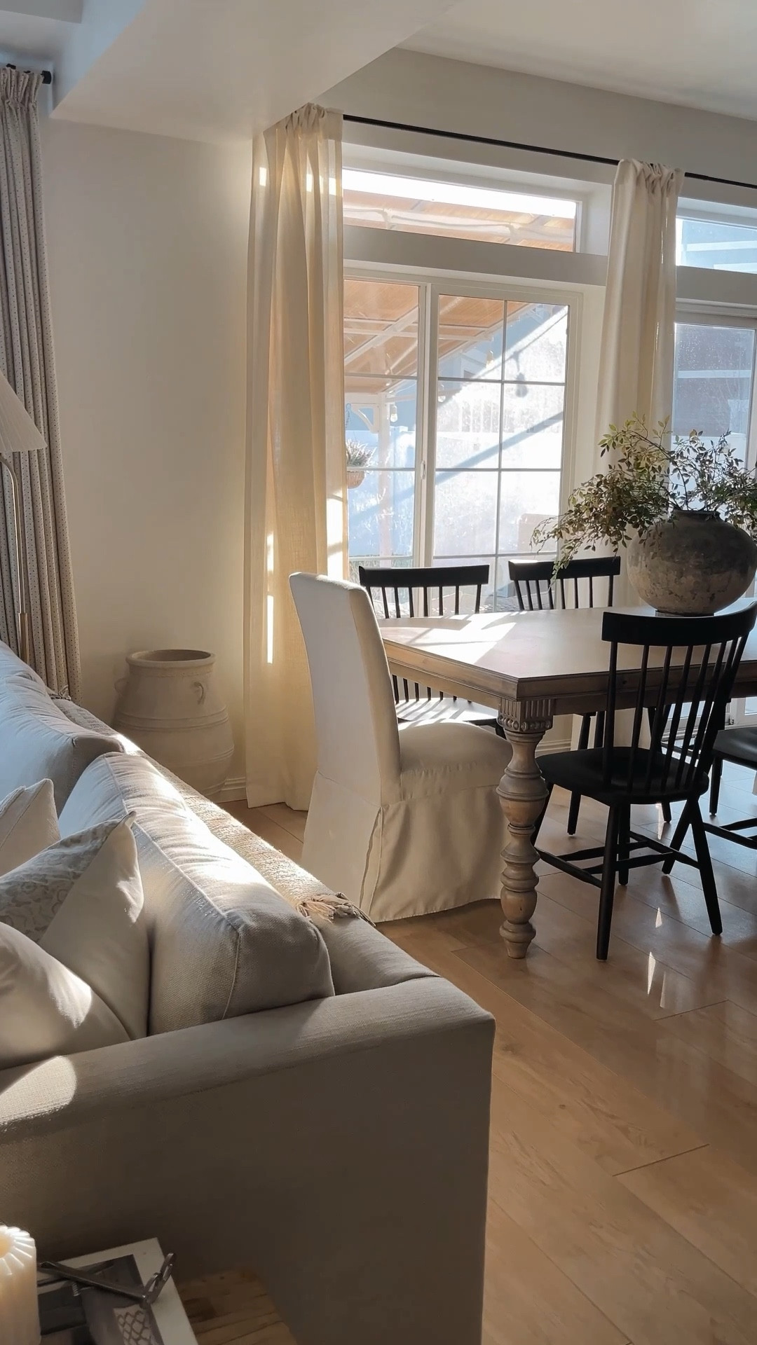 Had to catch these beautiful views of the dining room! ✨





#home #decor #diningroom #cabinet #sideboard #kitchen #neutral #interior 

#LTKHome
