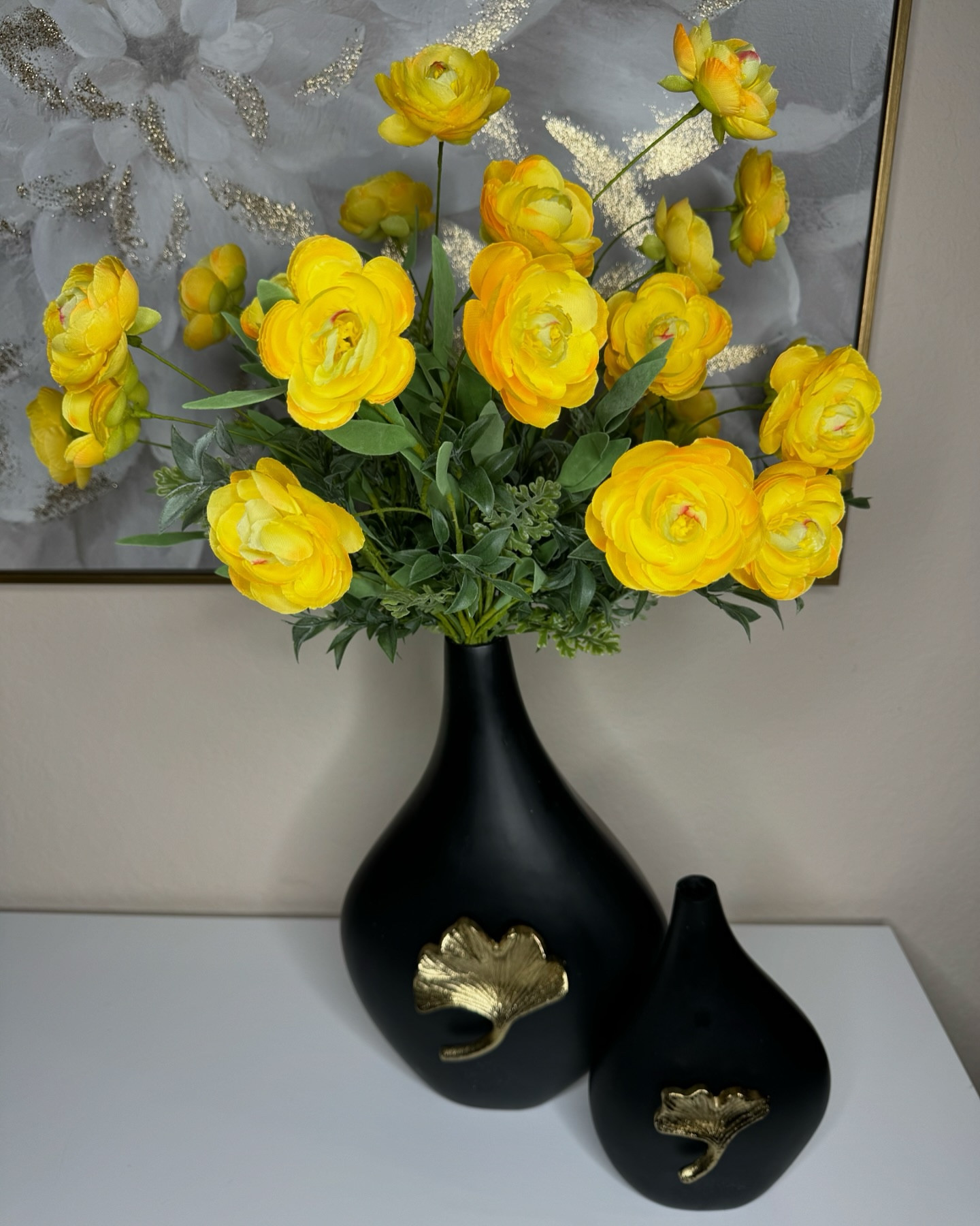 Summer Sideboard Inspo 🌼.

Similar items linked below👇
👉🏾 Follow me @everythingjummy for more Home Decor and Styling Inspiration 👈🏾.

🌼LIKE 🌼COMMENT 🌼SAVE 🌼SHARE
.
.
.
.
.
.
.
.
.
.
.
.
#everythingjummy #sideboard #sideboardstyling #blackandyellow #yellowdecor #diningroomdecor #summerhomedecor #homesweethome #decorlovers #explorepage✨#reels #homesofinstagram

#LTKStyleTip #LTKSeasonal #LTKHome