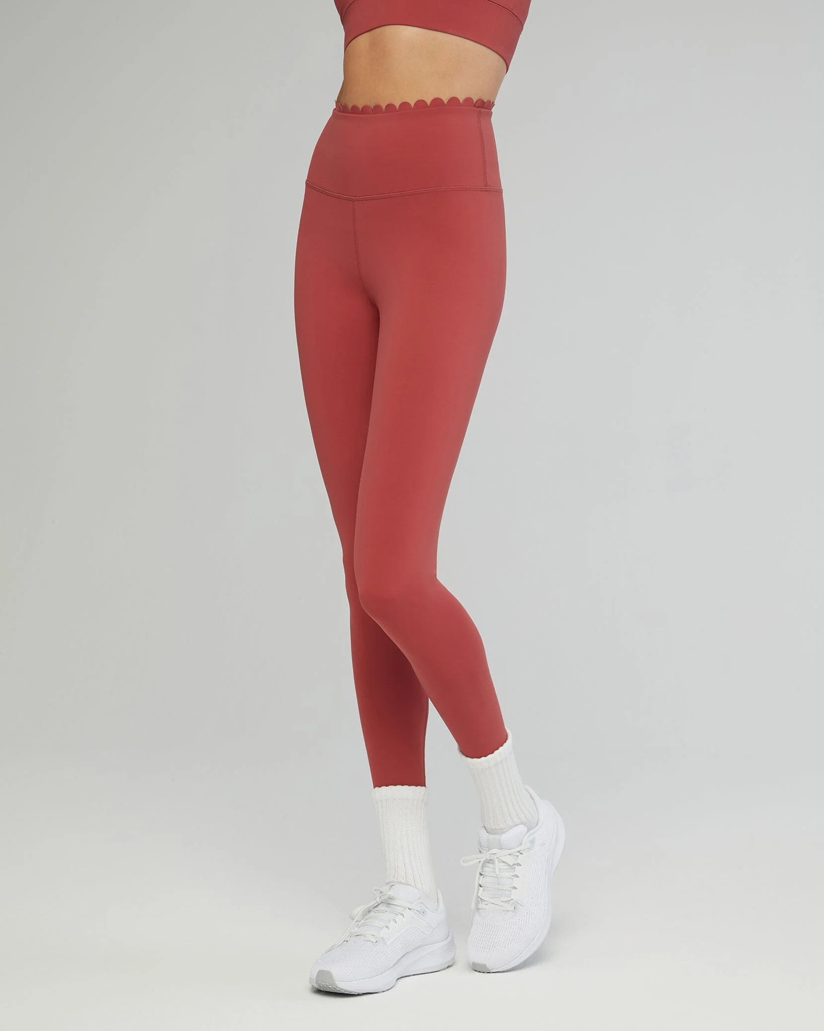 Scallop Legging | IVL COLLECTIVE