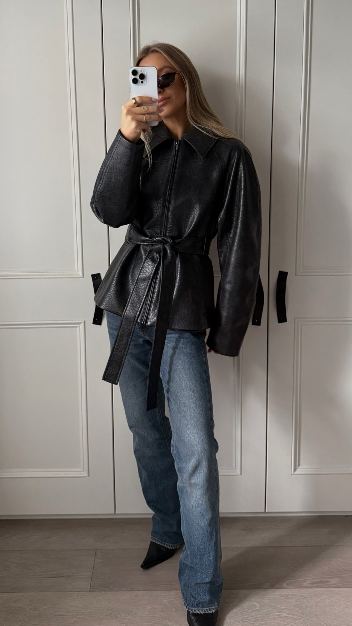 Jacket - S/M 
Jeans - 25

#LTKaustralia #LTKautumn #LTKjeans
