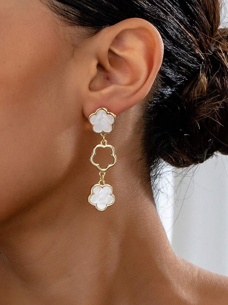 1 Pair New Fashionable Lucky Clover Tassel Drop Earrings, Minimalist Design For Women | SHEIN