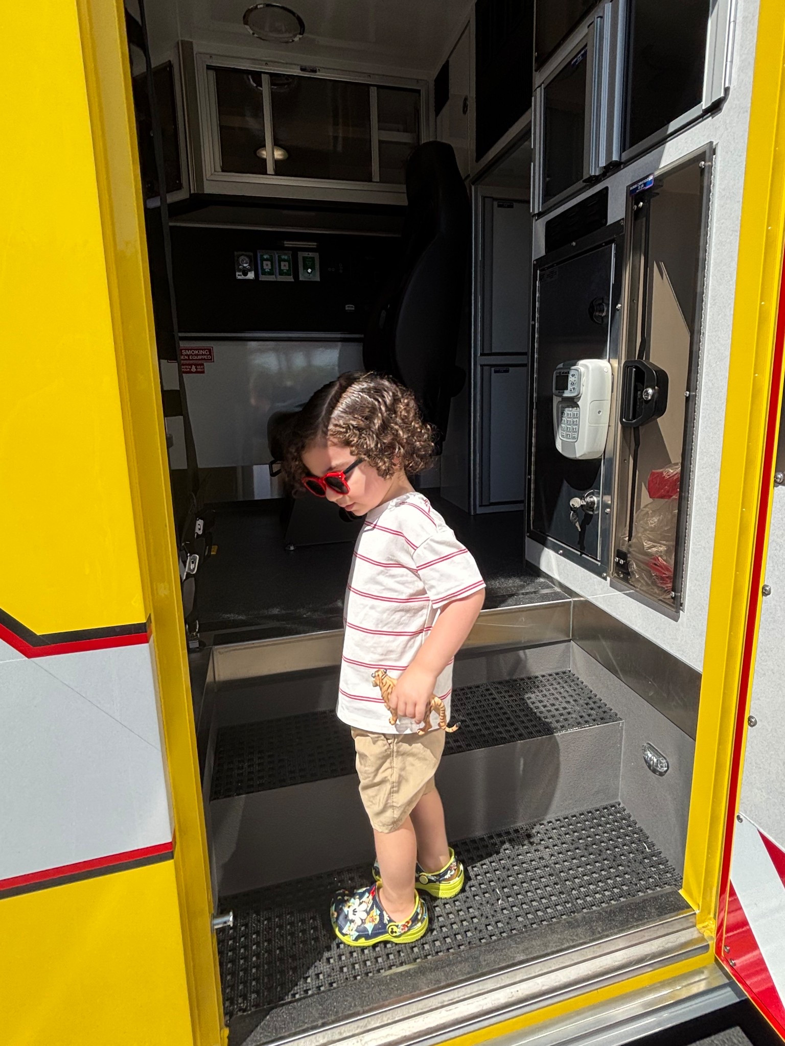 Toddler boy outfit🤍 

#toddlerboys #toddlerstyle #oldnavykids #toddlerfinds #toddleroutfits #toddlercrocs #kidscrocs #crocssale #springsale #targetkids #targetfinds #graysonmini #amazonfinds 

#LTKKids #LTKSaleAlert #LTKStyleTip