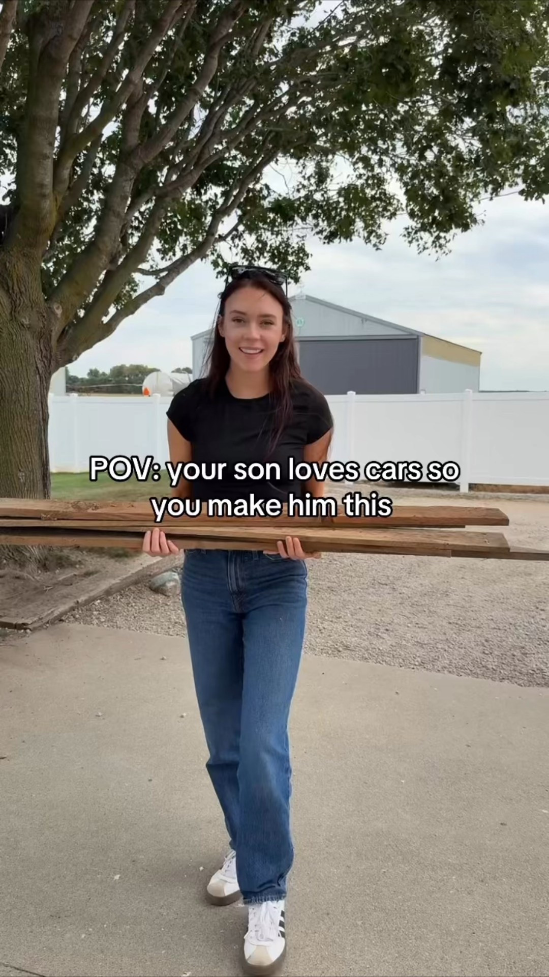 Outfit : and diy details!!!! 🚗
#

#LTKSeasonal #LTKFamily #LTKFindsUnder50