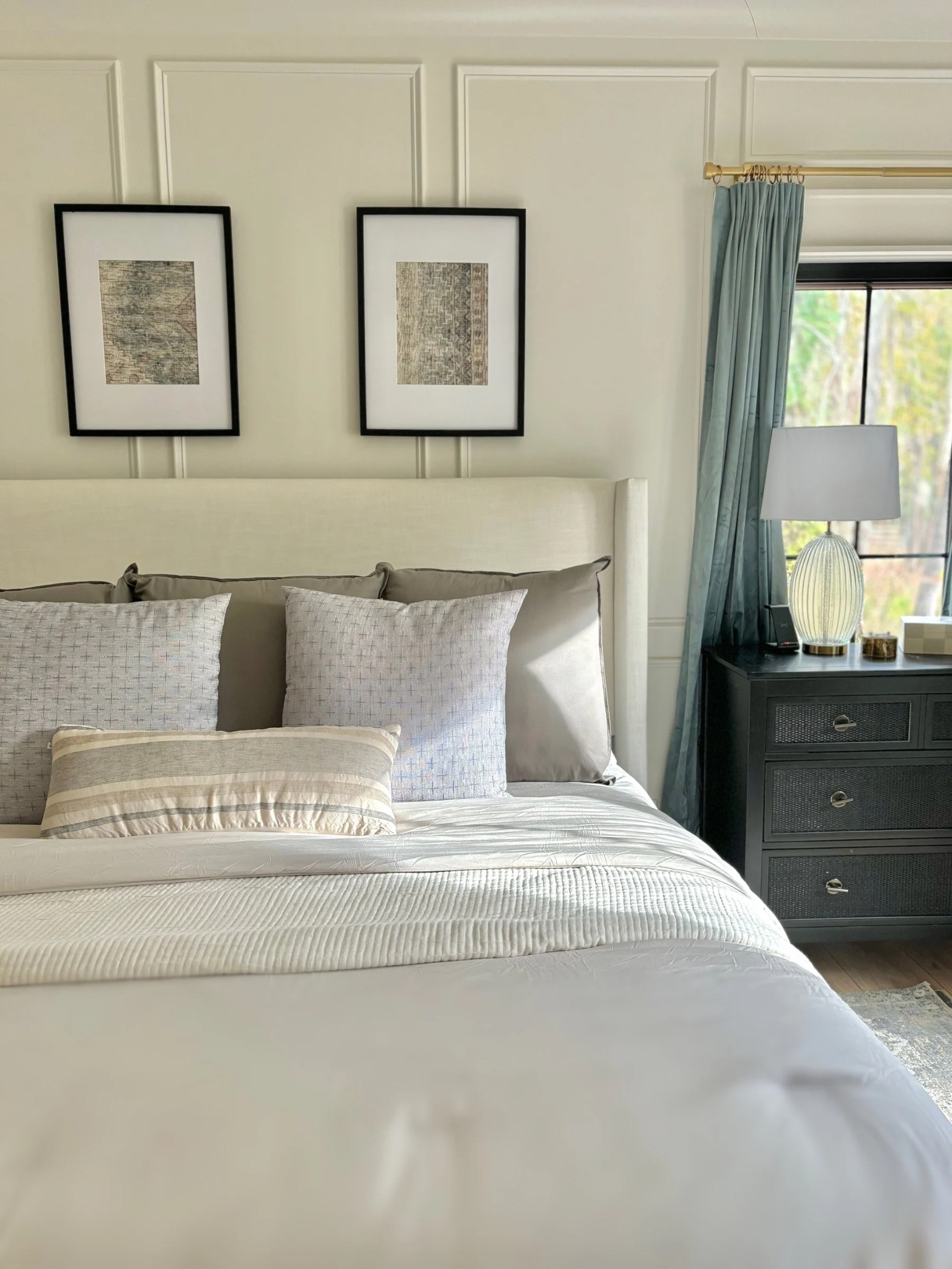 So much of my bedroom is on sale right now! Since I got new bedding, and actually made my bed- I cannot help but share! 

#LTKHoliday #LTKSeasonal #LTKHome