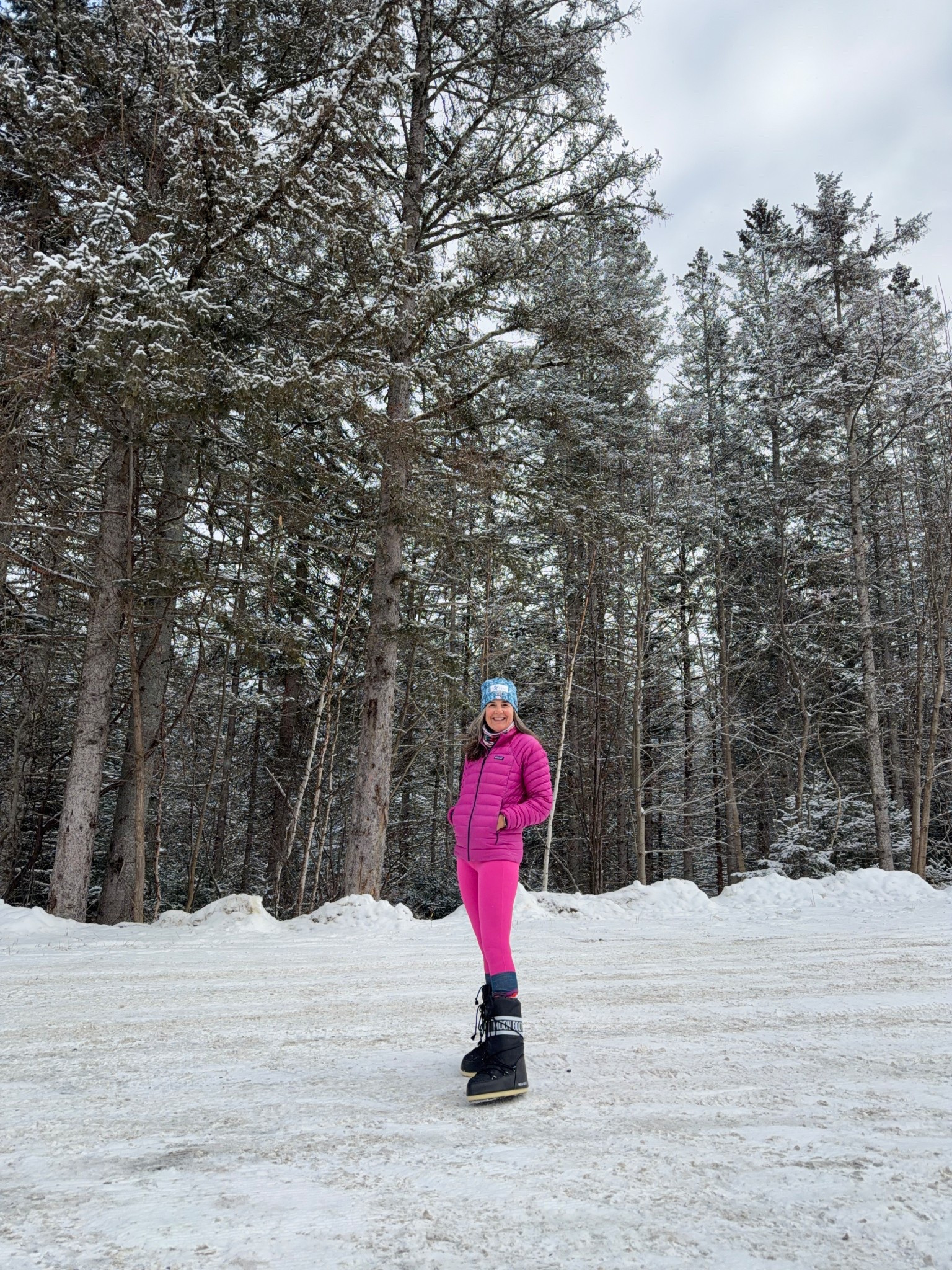 Got em! These weird marshmallows go on your feet! Doesn’t matter which one (doesn’t appear to be a right or left!). Incredibly warm and cozy. Very easy to slip on, so perfect for ski days when changing in and out of boots. Super lightweight too, so I’m not sure why they are so warm. 🤔 

They one drawback? No grip on the soles. They are super slippery when the go conditions are slick. 

For me? A match, I am in the snow ALL THE TIME and will use these. 

#LTKmomlife #LTKTravel
