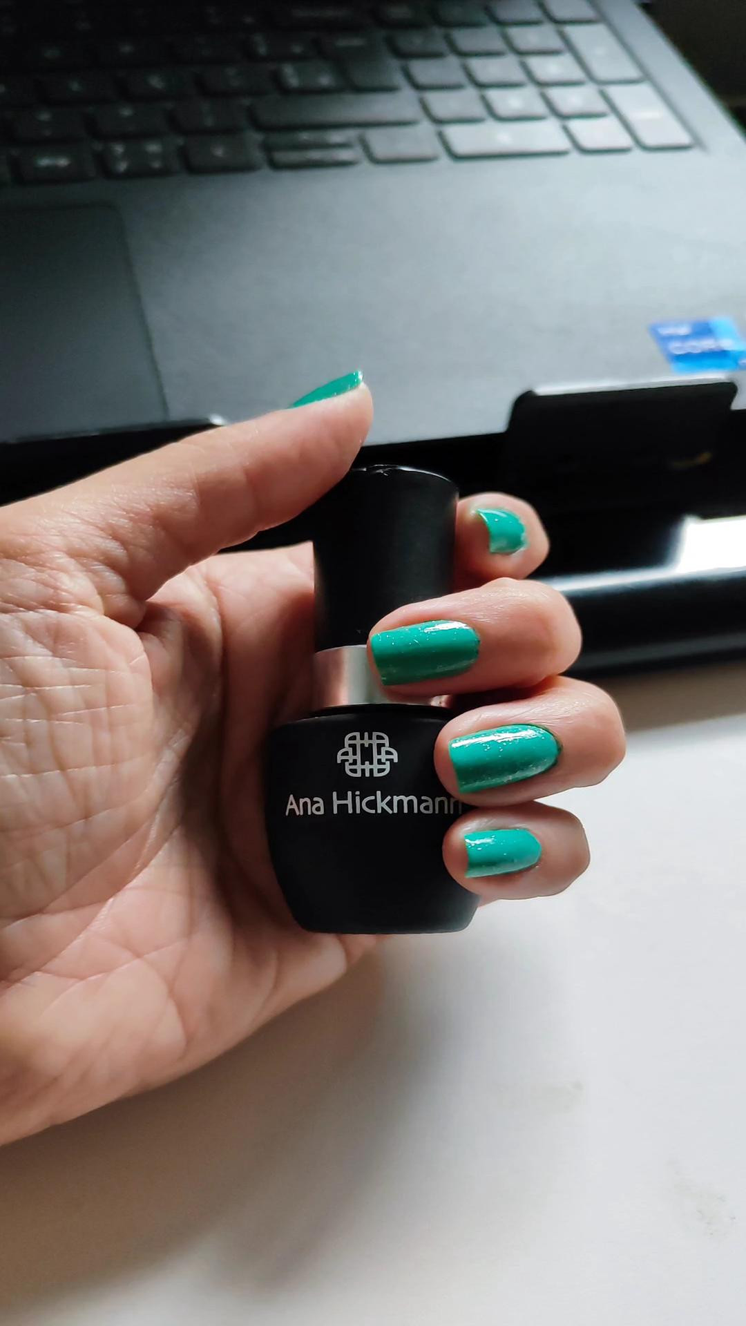Esse top coat eé sensacional, seca o esmalte super rápido. Eu ameiiiii....

#LTKbeauty #LTKbrasil #LTKfamily