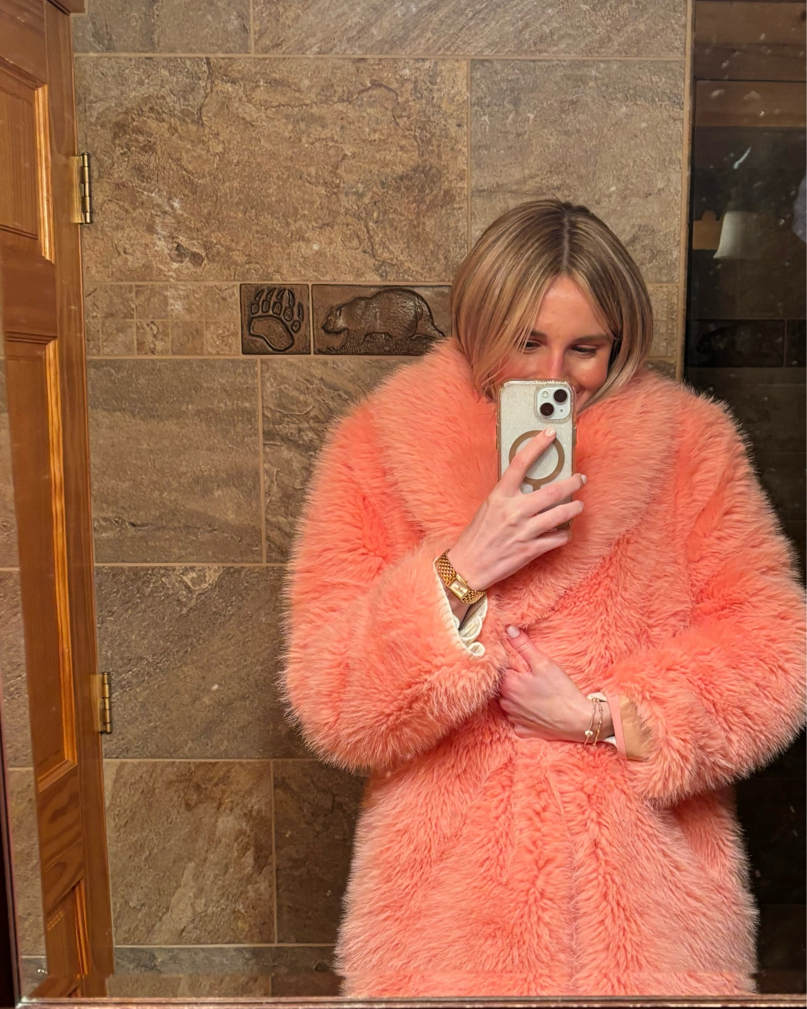 If you’re going anywhere cold anytime soon, RENT THIS COAT!!!! I wore it to Montana and if I could keep it forever!!! 💕

#LTKSeasonal #LTKTravel #LTKStyleTip