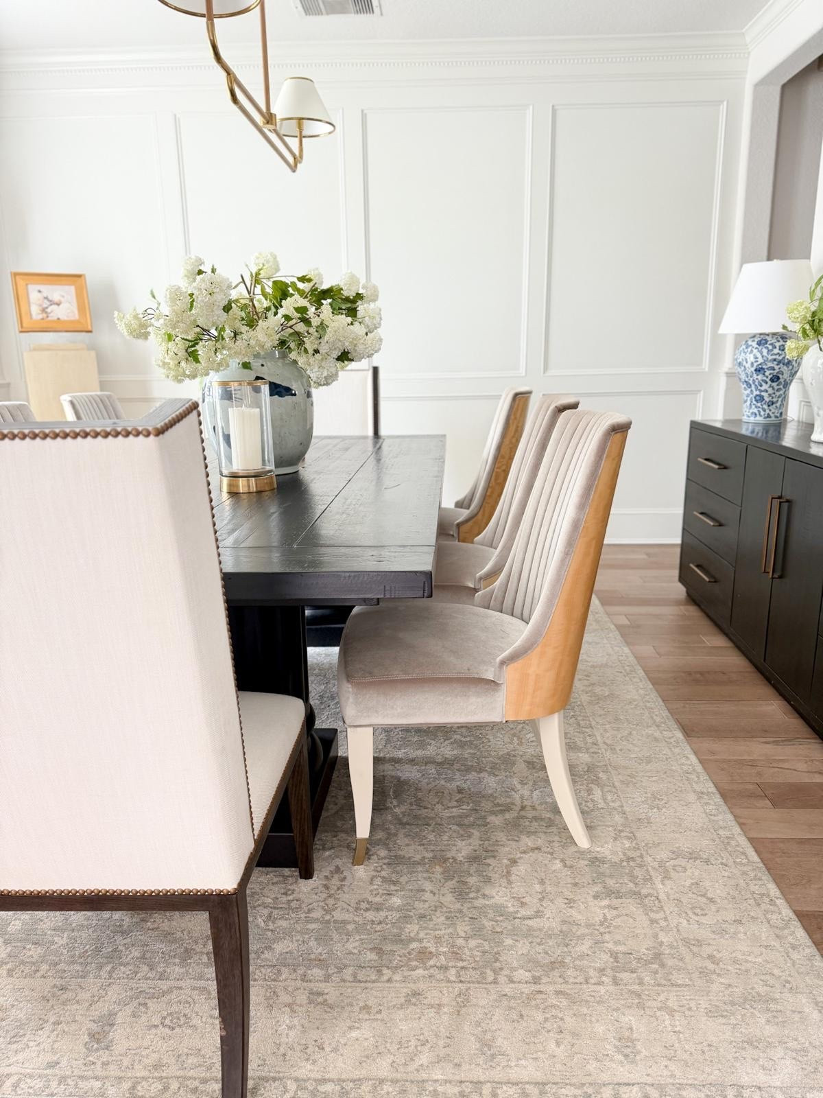 #ad My go-to timeless neutral rug from @rachelzoe x @livabliss is part of the @wayfair Way Day sale and it’s one of those
pieces that instantly pulls a space together without trying too hard. The tone, the texture, and the classic feel make it look so high-end while still being practical for everyday life with kids. If you’ve been wanting that polished, aesthetic home look, this is such a good one to grab while it’s on sale- up to 80% off plus free shipping! Only from April 25th-27th!
#Wayfair #WayDay #WayfairPartner @wayfair #rachelzoexlivabliss

#LTKOver40 #LTKSeasonal #LTKHome