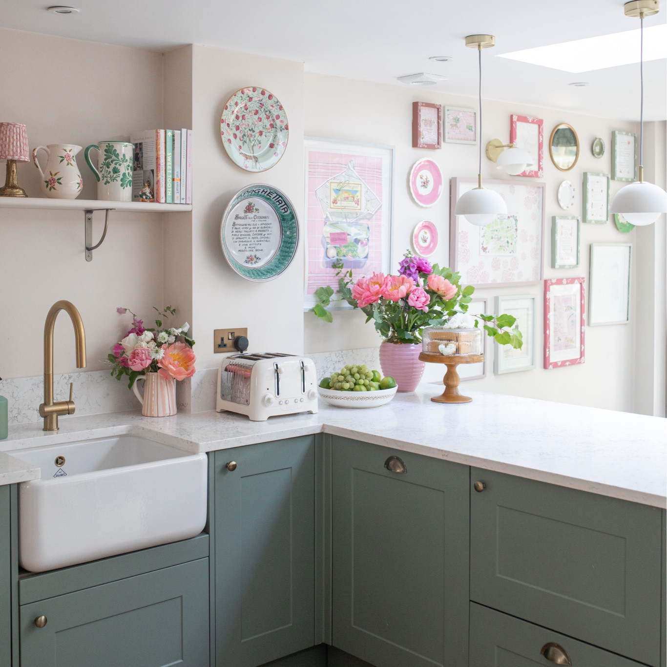 The favourite pieces that brought together this corner of our kitchen - from the gallery wall to the cake stand. A lot are vintage so I've found similar 🤍

#LTKuk #LTKhome #LTKeurope