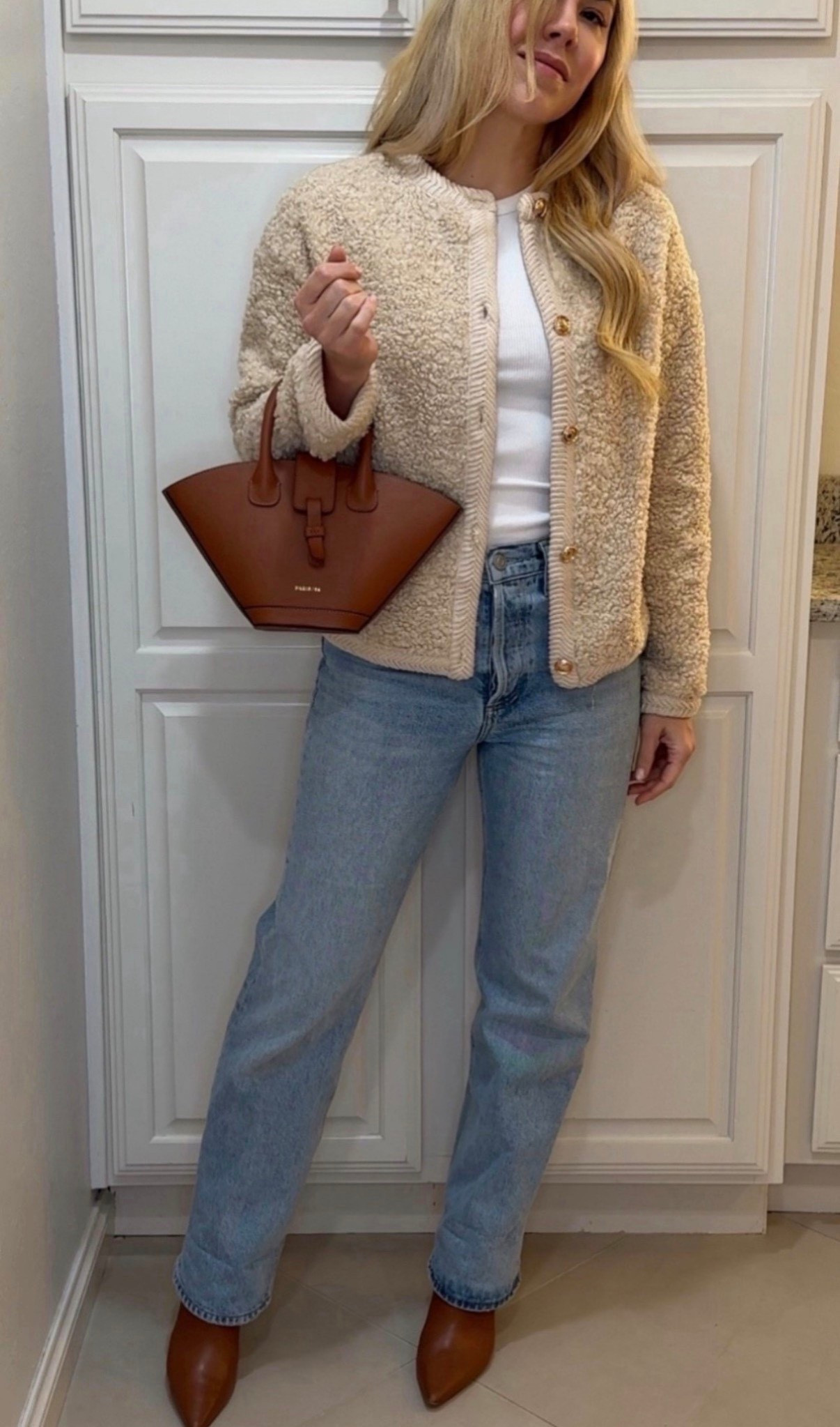 Cardigan 
Sherpa cardigan 
Agolde jeans 
#ltkitbag
#LTKShoeCrush #LTKStyleTip


#LTKFindsUnder50