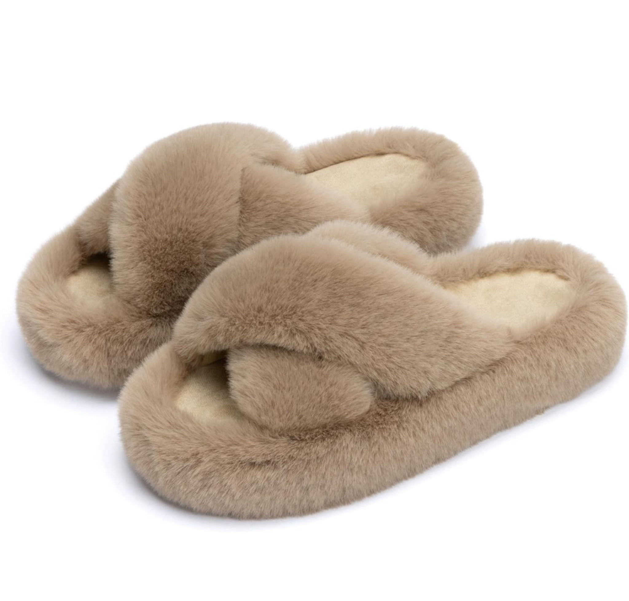 Top Pick Slipper of 2023 🤍

#LTKstyletip #LTKGiftGuide #LTKshoecrush