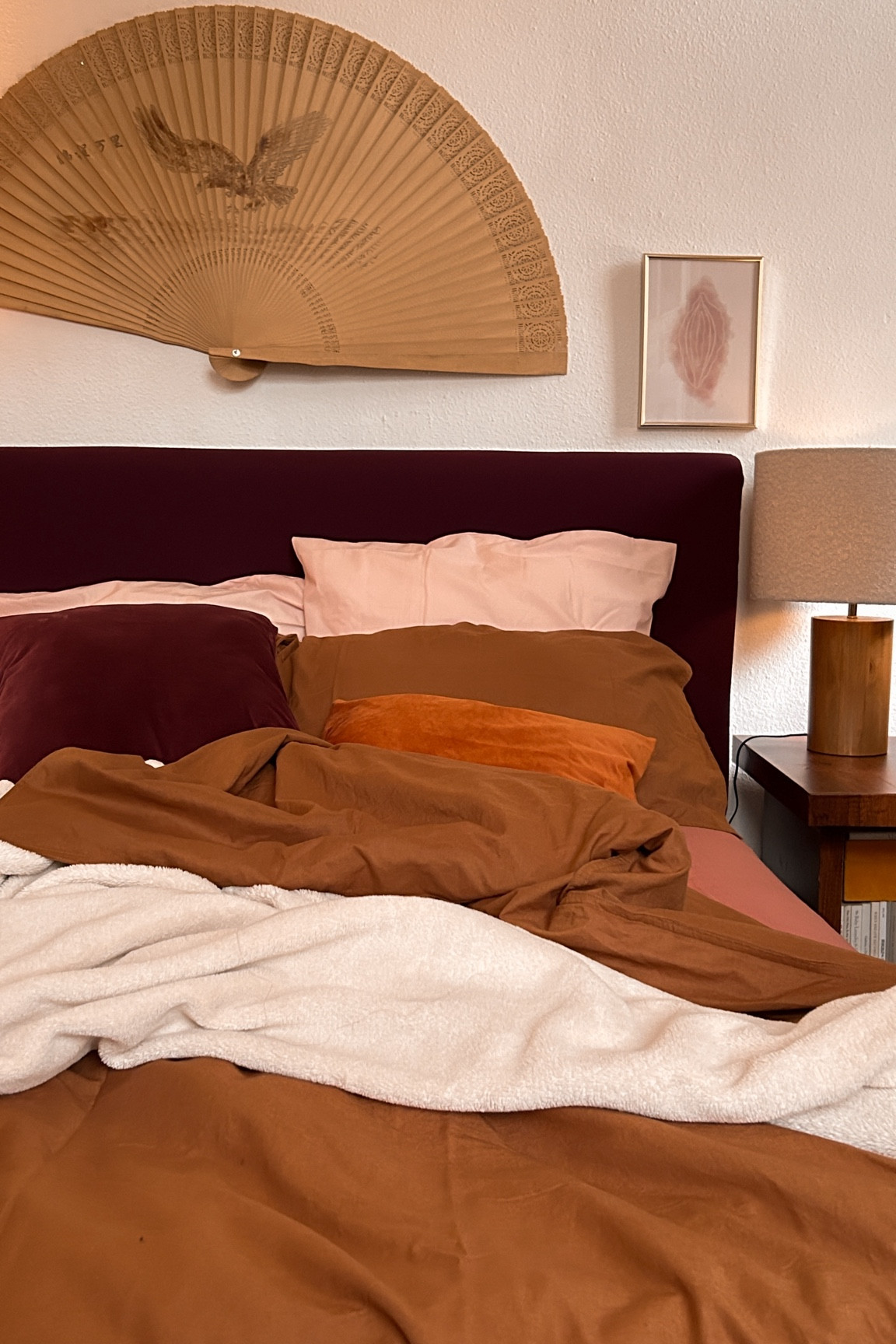 Doesn’t get any cozier than that 

cozy at home • decor • apartment decoration • home sweet home • slow living • altau • interior design • apartment design • maximalist decor • cozy • home decor • interior • bedroom decor • pillow case • bedroom • bedding  • cozy decor

#LTKhome