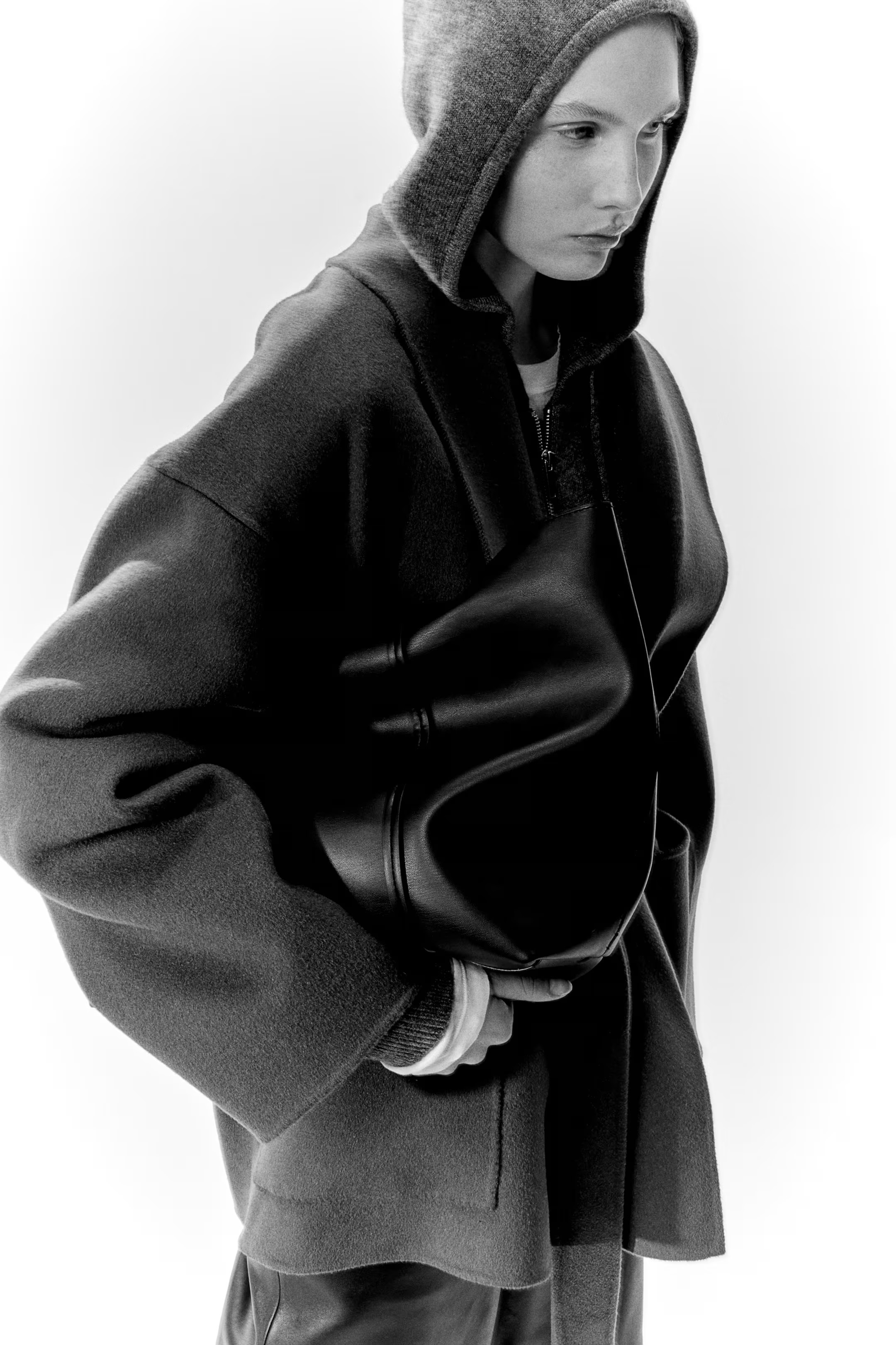 Tie-belt wool coat | H&M (UK, MY, IN, SG, PH, TW, HK)