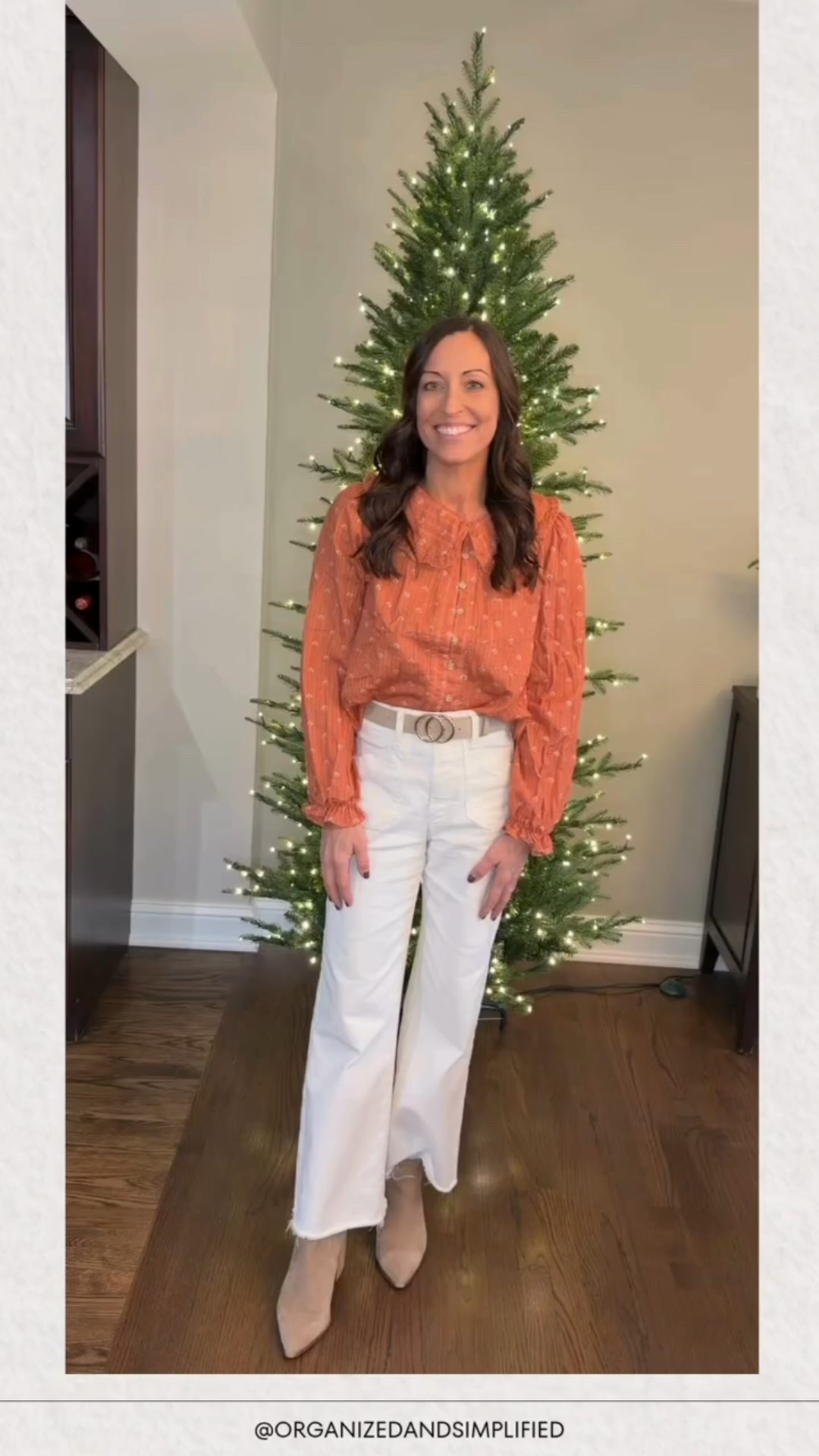 Loving this bright orange Peter Pan collar top for fall! 

#LTKSeasonal #LTKHoliday #LTKWorkwear