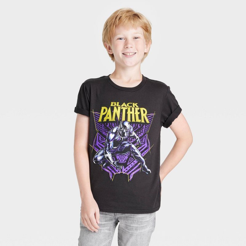 Boys' Marvel Black Panther Purple Mask Short Sleeve Graphic T-Shirt - Black | Target