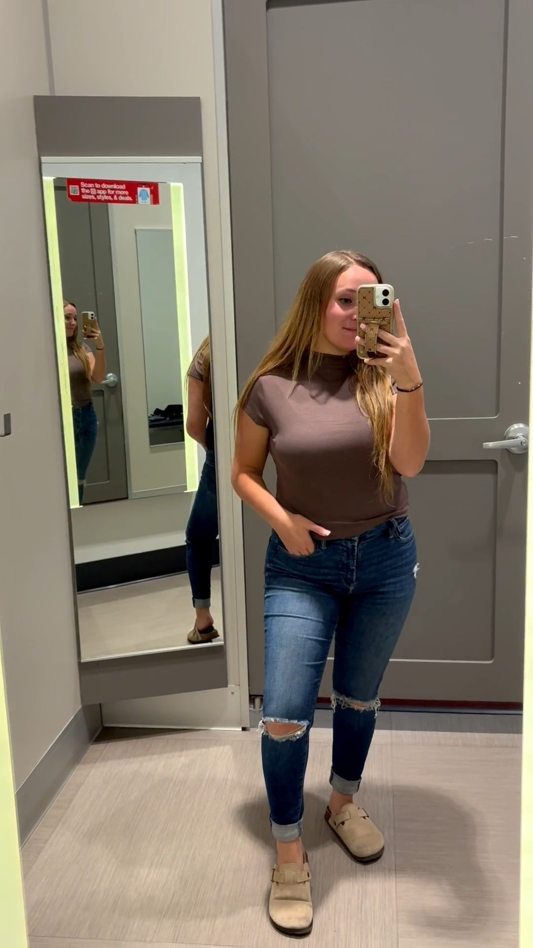 A couple short sleeve options I’m wearing into FALL 🍁🍂

#target 

#LTKStyleTip #LTKSeasonal #LTKFindsUnder50