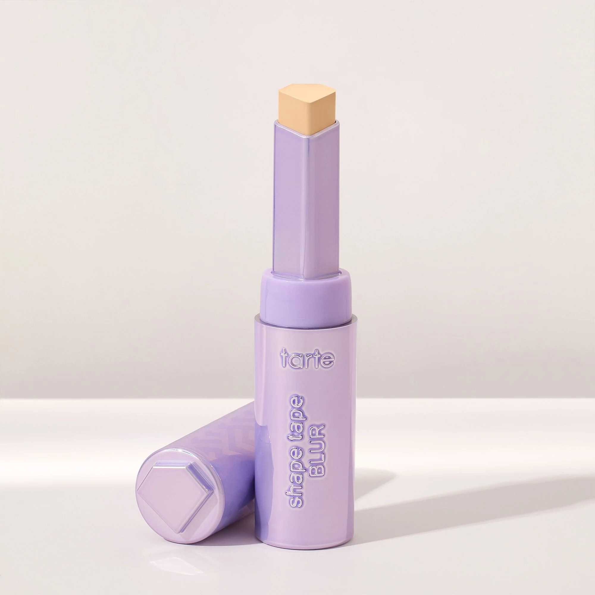 shape tape�?� blur concealer stick - 20S light sand | tarte cosmetics (Global)