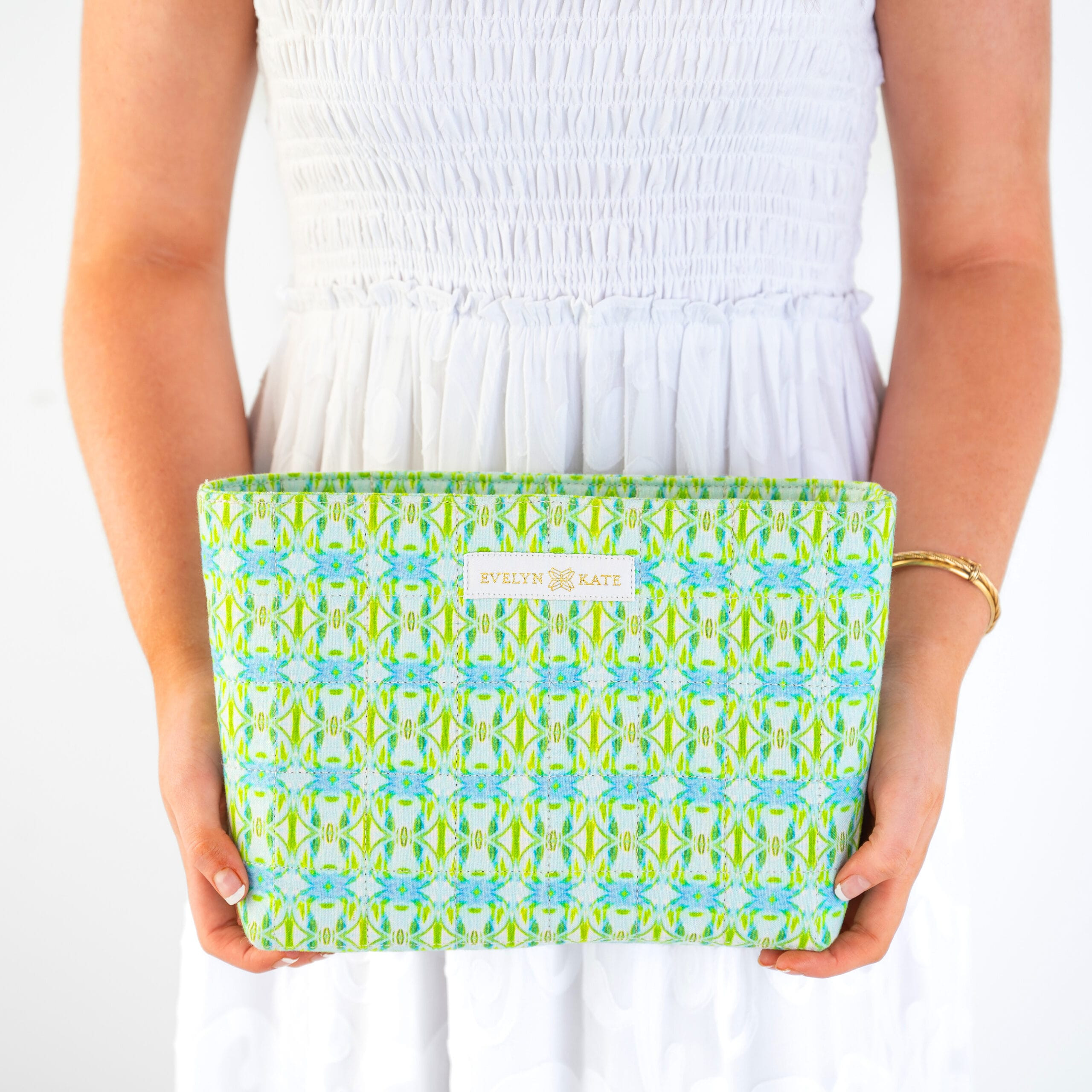 Georgia Mirror Quilted Zipper Pouch | EVELYN & KATE (US)