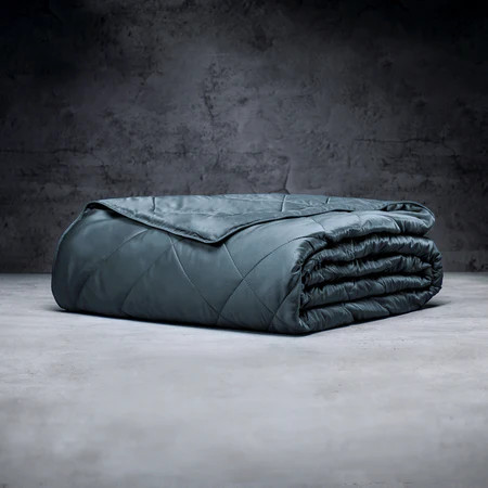 Lightweight Blanket | LUXOME