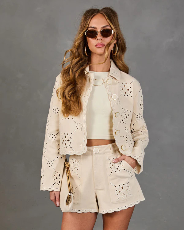 Softly Wandering Eyelet Scallop Trim Jacket | VICI