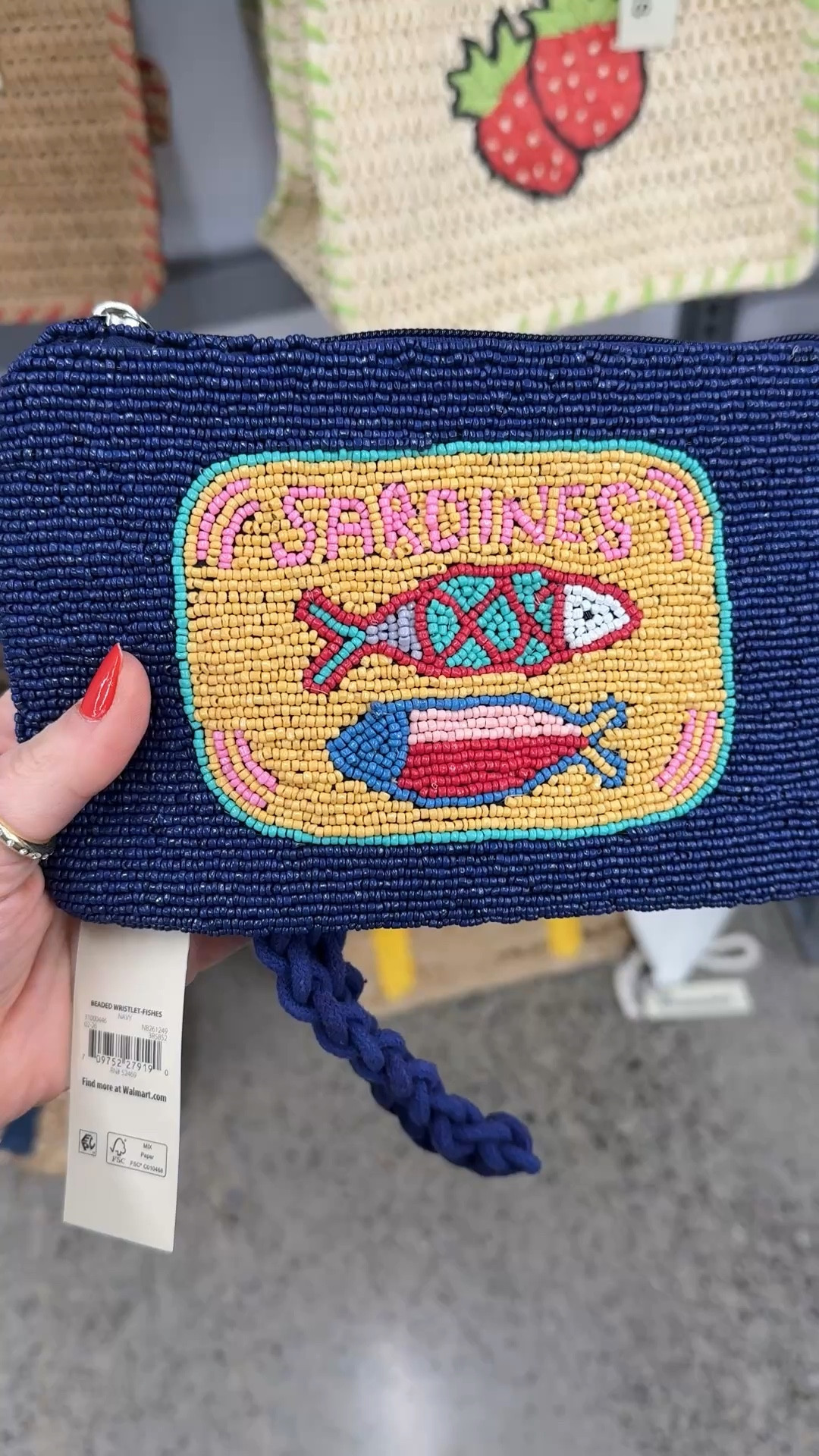 How cute is this sardine wristlet? 🐟

#LTKdayinmylife #LTKgrwm #LTKSeasonal