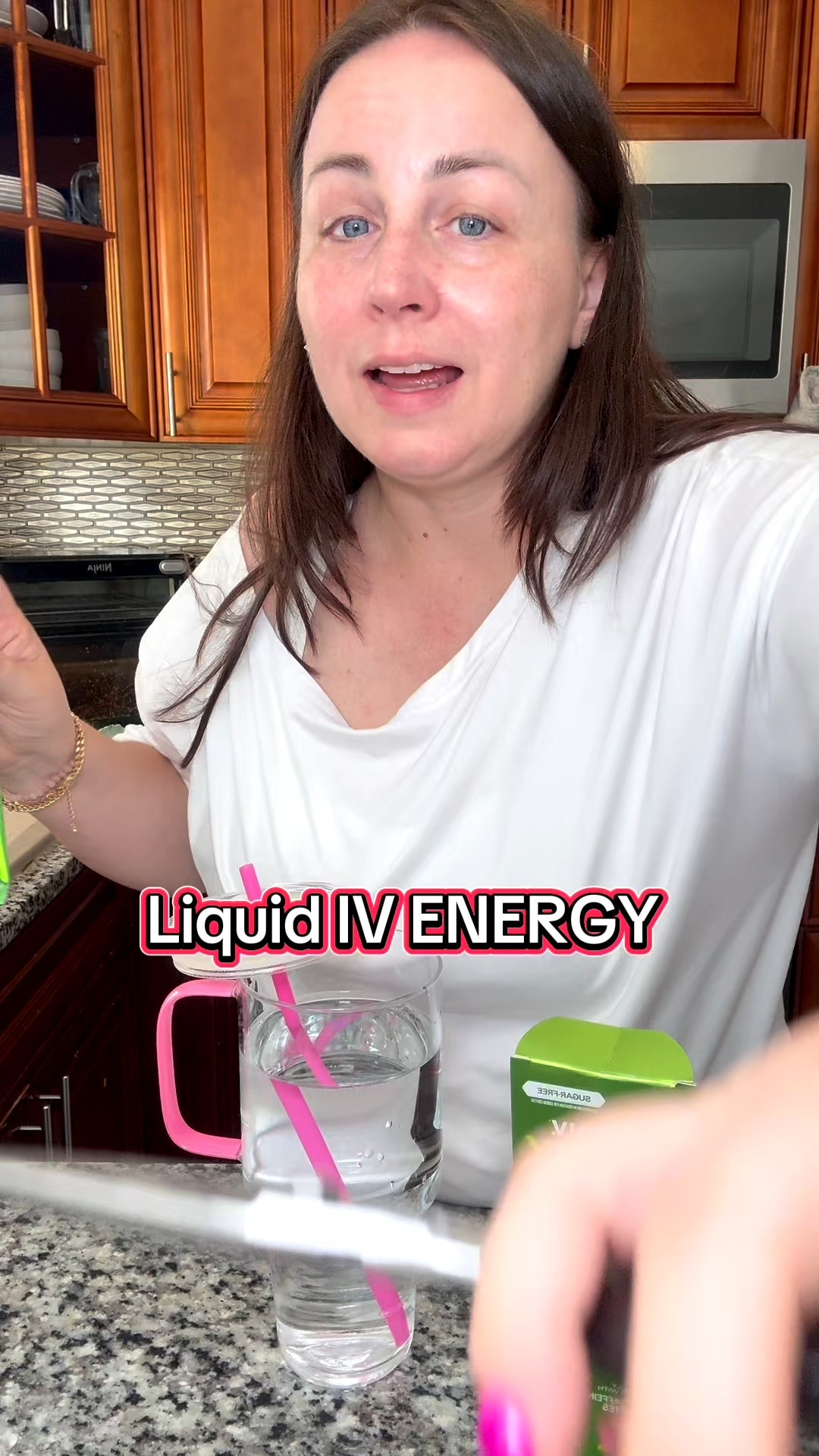 Ditch the sugar and caffeine and get natural energy instead 

#hydration #energy #busymomsupplements #soccermomhacks

#LTKActive #LTKFamily #LTKOver40