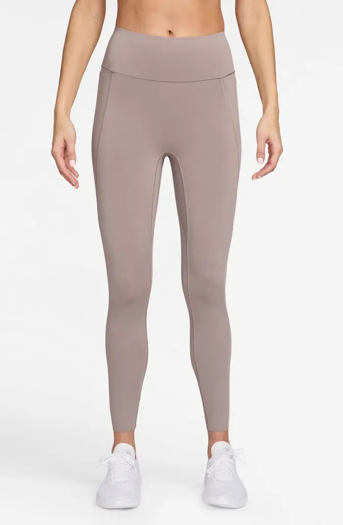 Universa Medium-Support High-Waisted Pocket 7/8 Leggings | Nordstrom