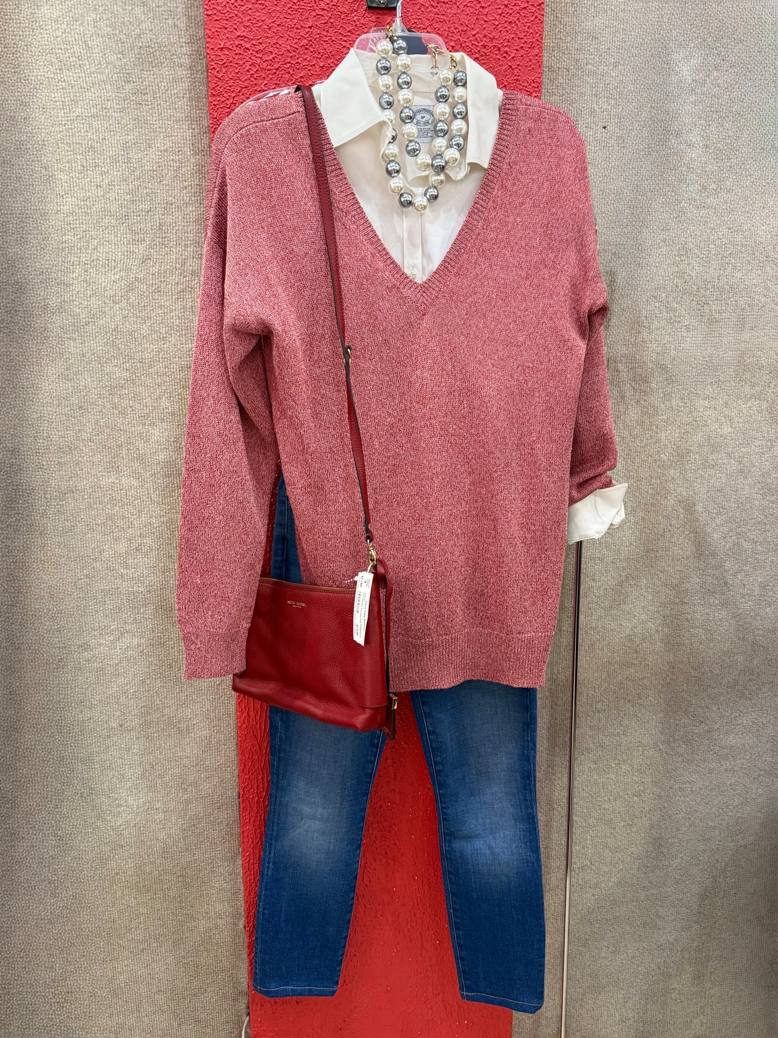 Casual chic cool fall/winter outfit. The pearl necklace and handbag instantly elevate this effortless outfit.

#LTKSeasonal #LTKootd