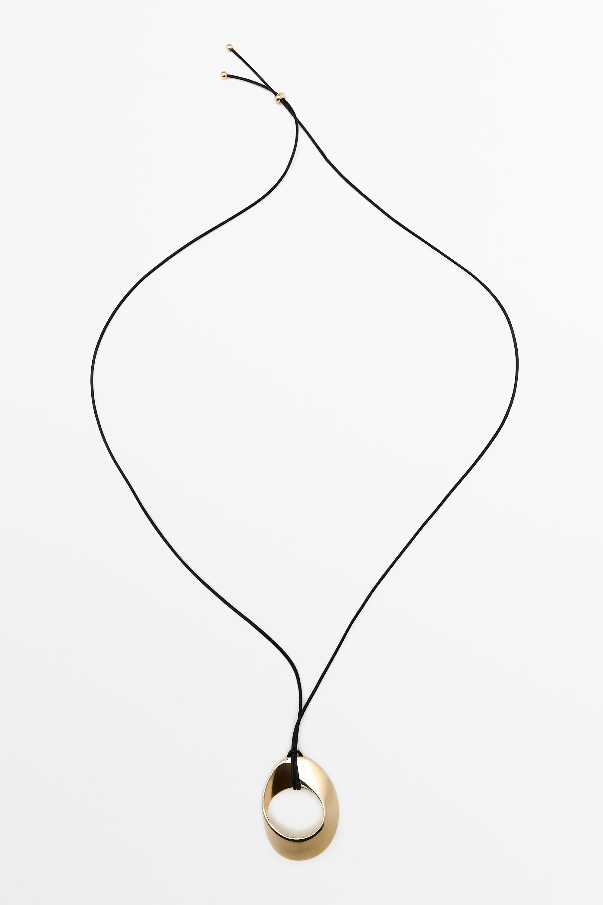 Twist hoop necklace - GOLDEN | Massimo Dutti UK