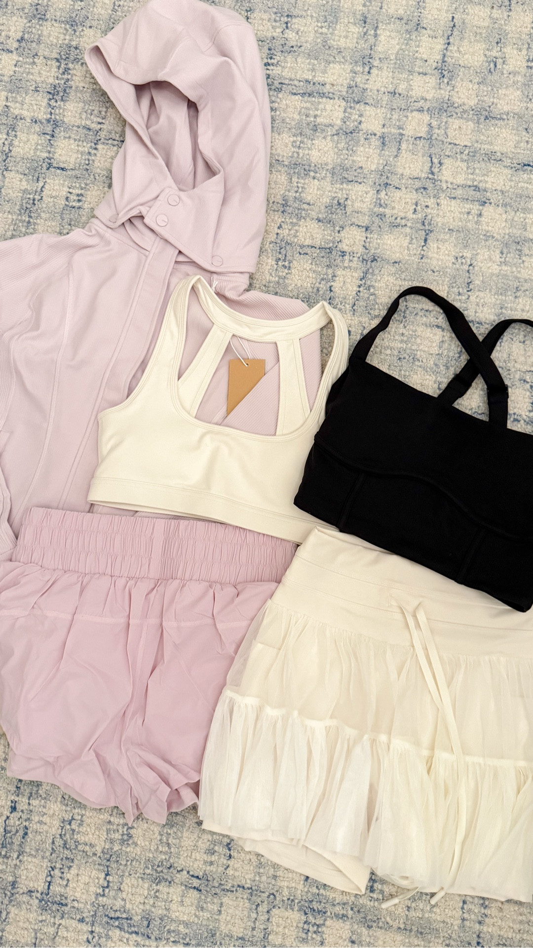 A little unboxing ASMR ✨

Just got these pieces from @popflex and I am obsessed!!! It is my first time trying them out and I am so impressed and will definitely be going back for more. 

Wearing size small in everything except the jacket—wearing XS here

#LTKfitnessgoals #LTKActive