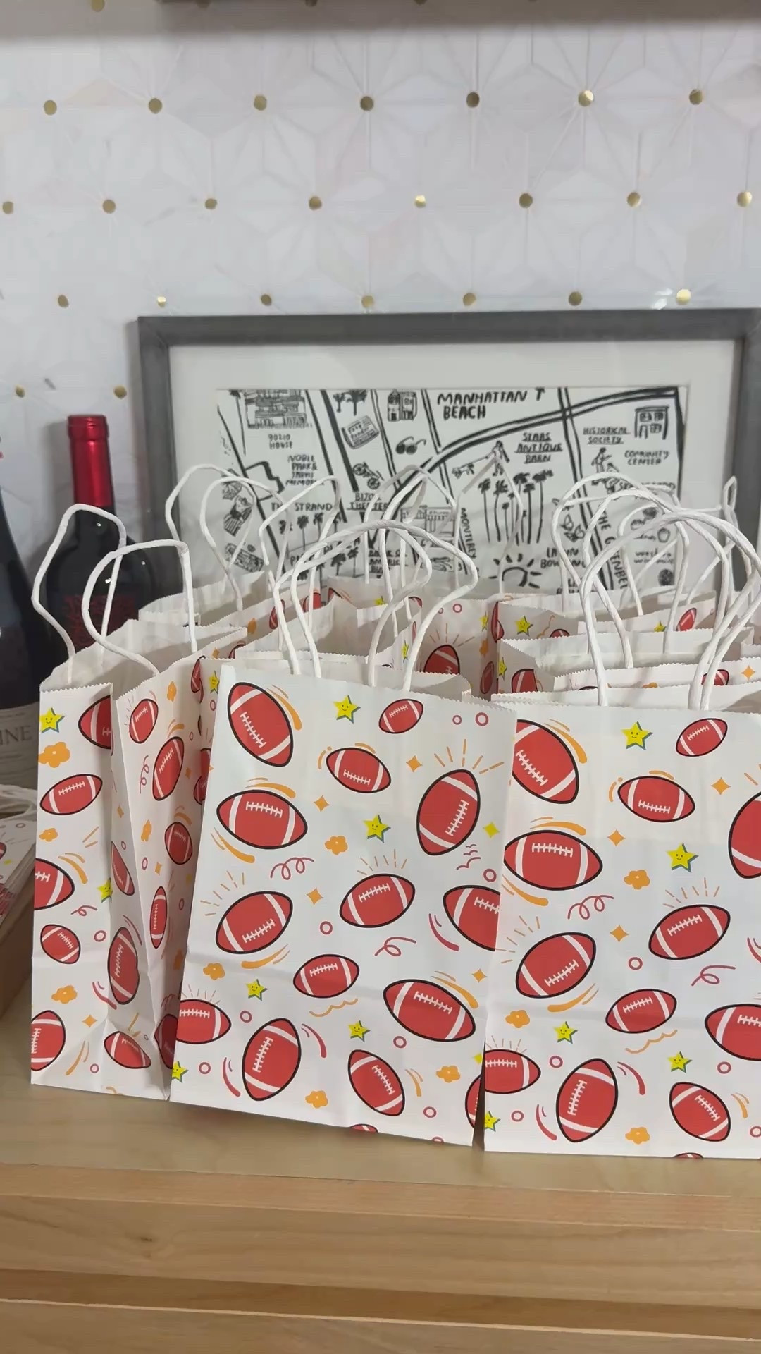 Snacks, kids snack, football, football team snacks, kids, mom, team mom, fall sports, Amazon find

#LTKFamily #LTKFallSale #LTKKids