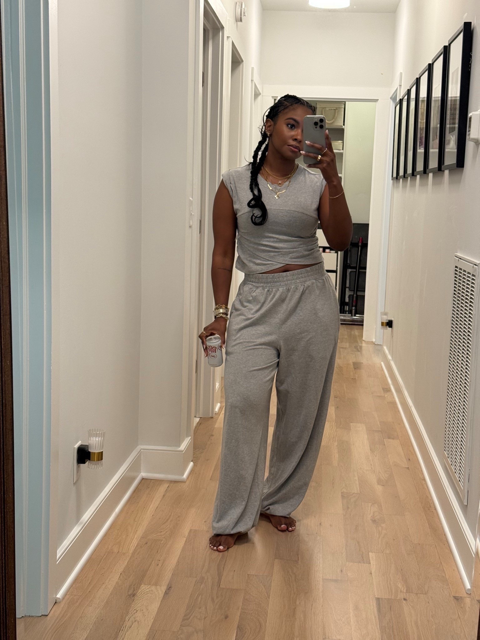 Love the small details in this set. 
Size: L


Follow my LTK @AliciaGettys on the @shop.LTK app to view this post and get my exclusive app-only content!

#liketkit 
@shop.ltk
https://liketk.it/5fzQ4