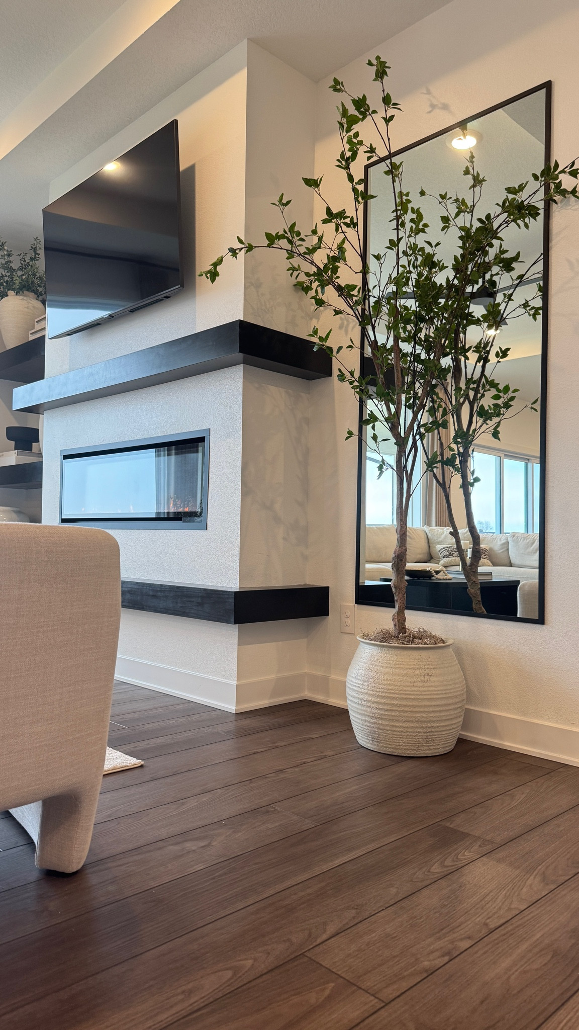 Target planter and minimalist faux tree 

#LTKFindsUnder50 #LTKHome #LTKSaleAlert