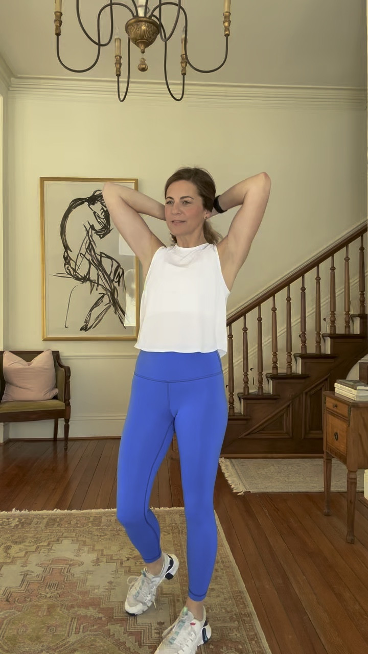 3 winter fits to keep you moving and motivated ❄️✨
👟 The go hard at the gym girlie
👟 The grab your bestie and walk girlie
👟 The active recovery and rest girlie
Whether you’re crushing your workout goals, taking a scenic stroll, or recharging in style, these @lululemon fits have you covered all winter long. 🖤
Which vibe matches your mood today? Drop a comment and let me know! 💬
#lululemoncreator #ad #lululemon #LTKWinterStyle
@lululemon @Shop.LTK

#LTKSeasonal #LTKActive #LTKStyleTip #LTKSeasonal