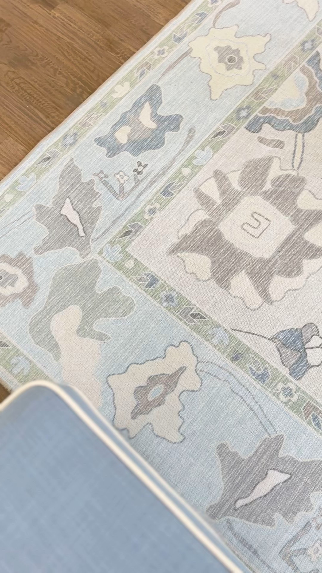 Amazon oushak style rug 🤍 color cream Blue 