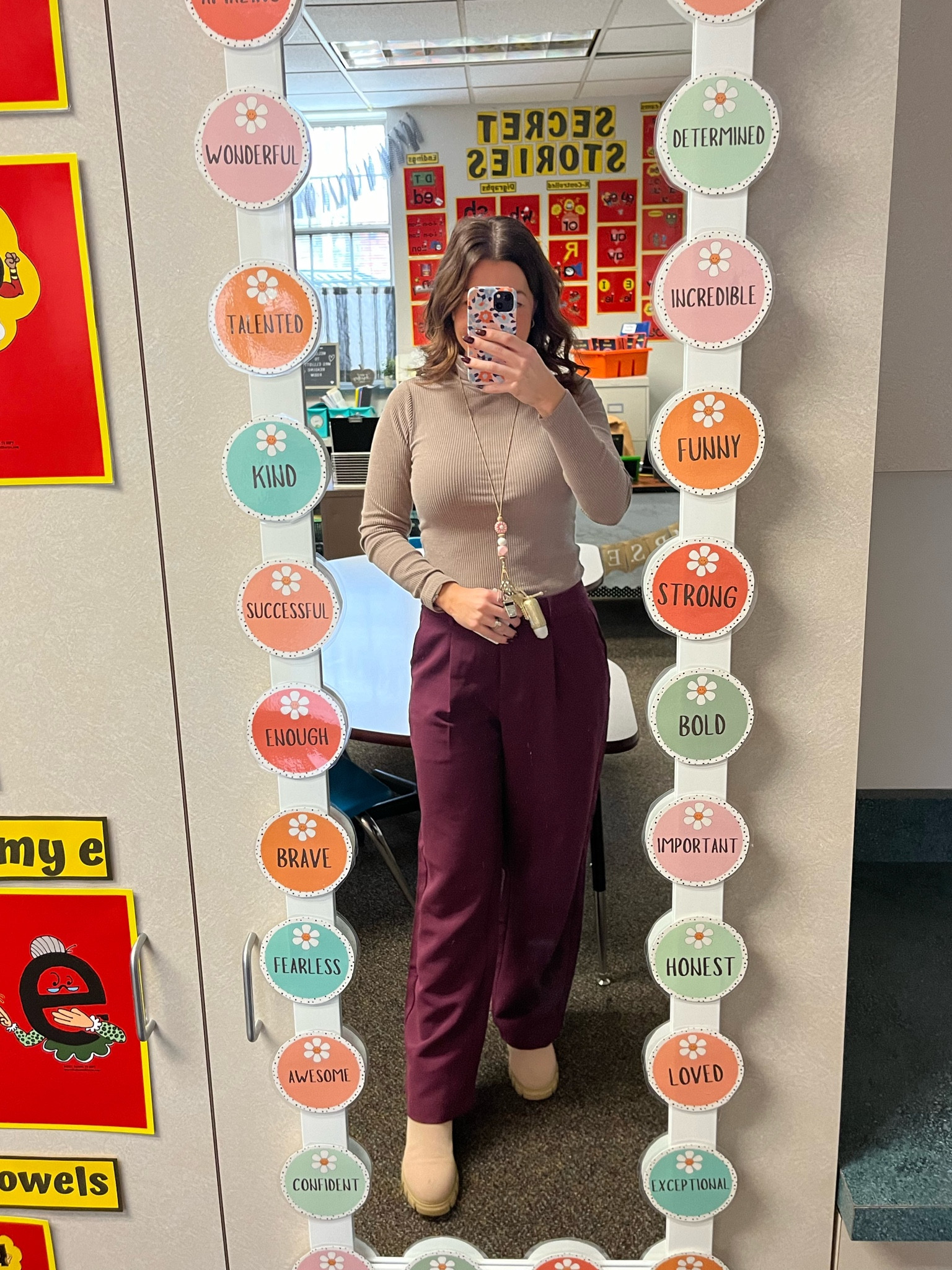 Teacher OOTD🍂👩🏼‍🏫

#LTKHoliday #LTKFindsUnder50 #LTKSeasonal